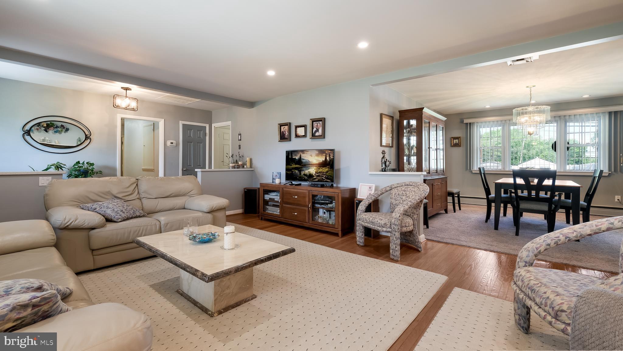MEADOWBROOK - Residential