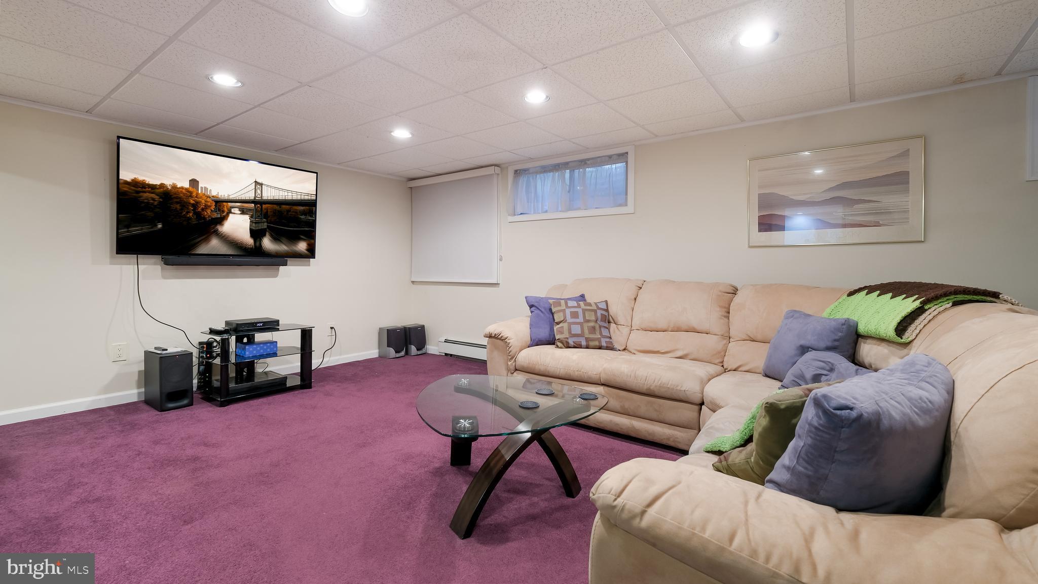 MEADOWBROOK - Residential