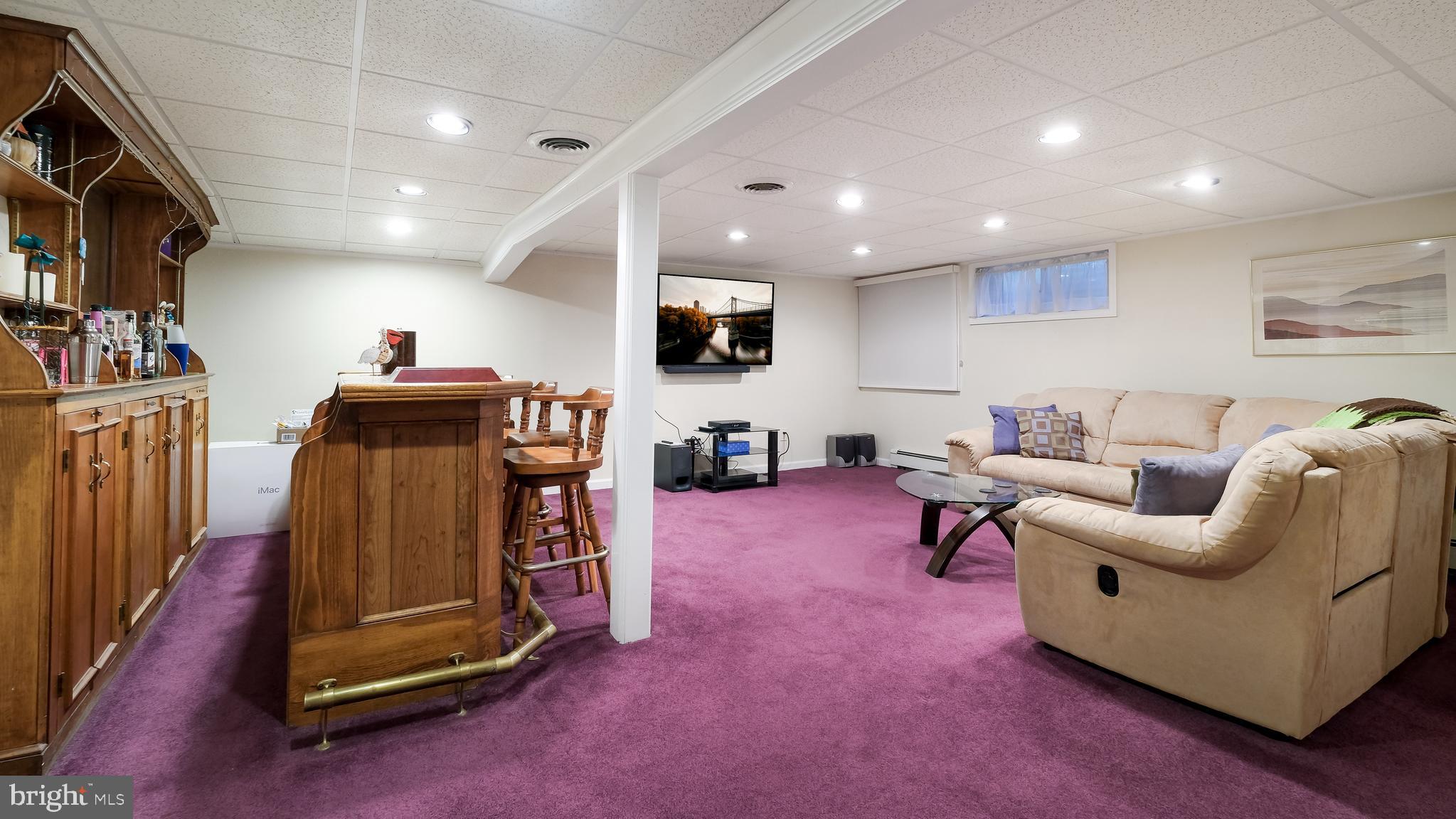 MEADOWBROOK - Residential