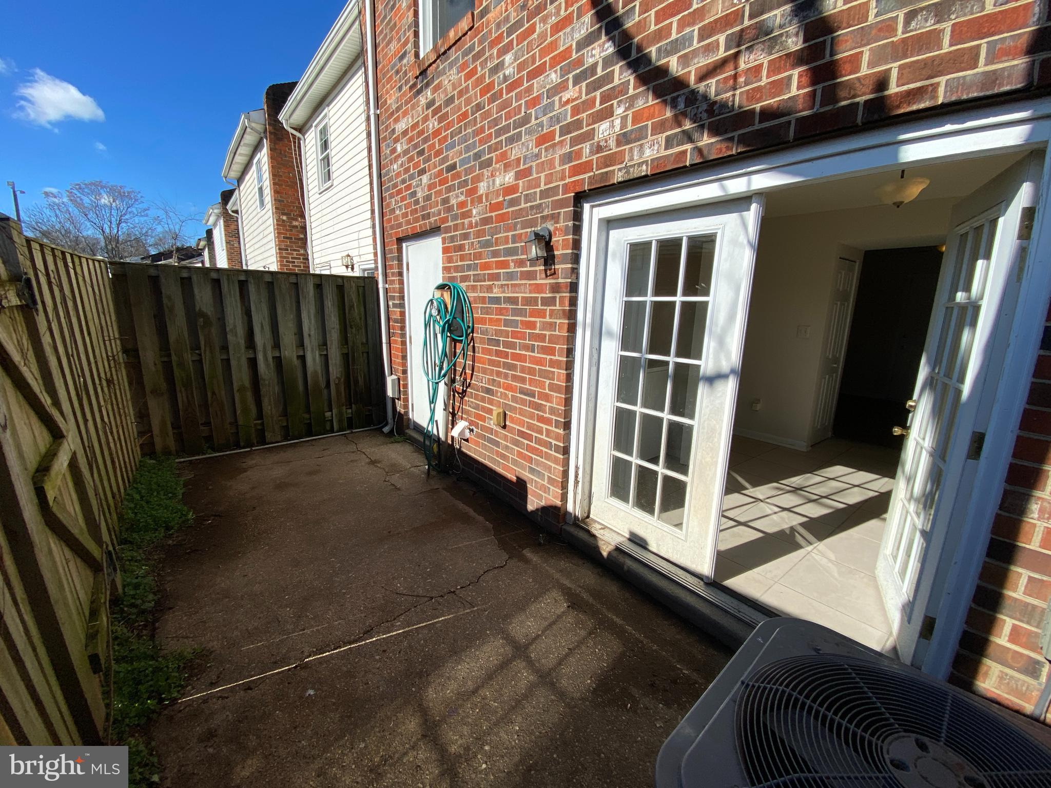 BRAGG HILL TOWNHOUSES - Residential Lease