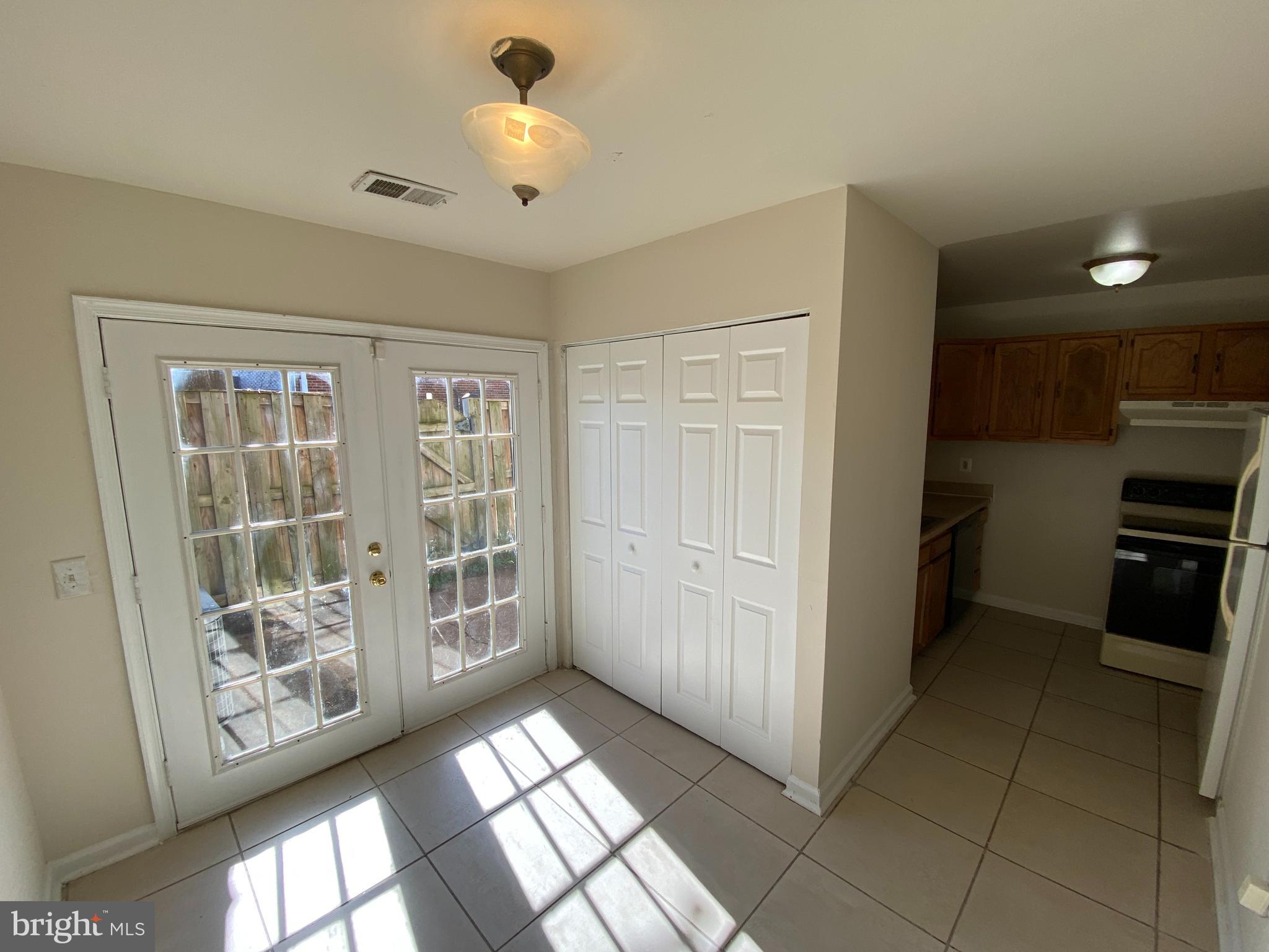 BRAGG HILL TOWNHOUSES - Residential Lease