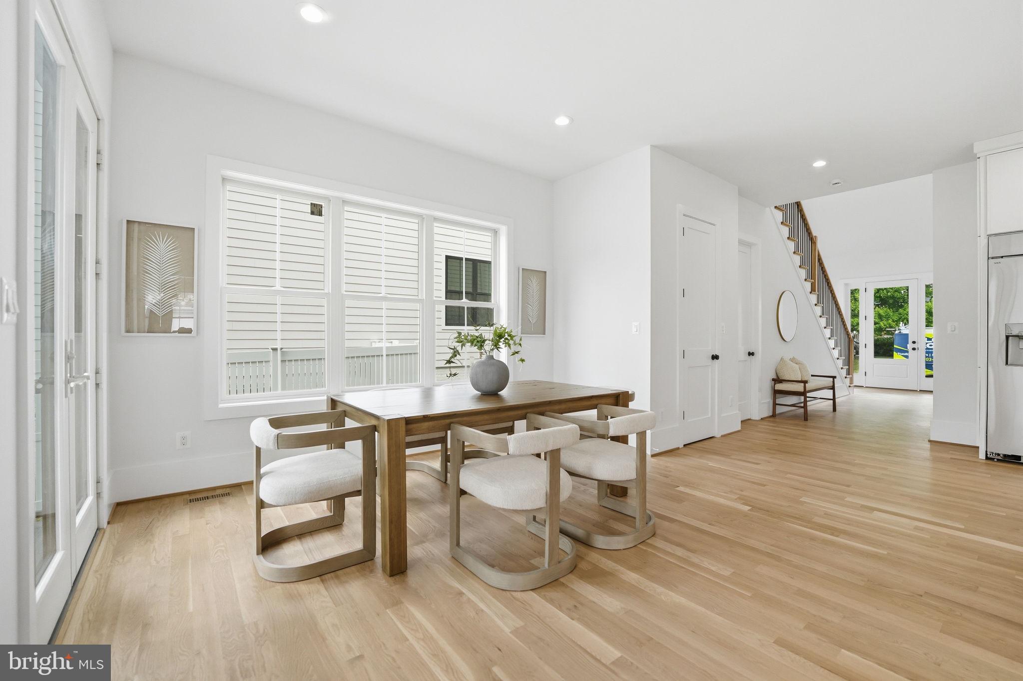 BRANDON VILLAGE - Residential