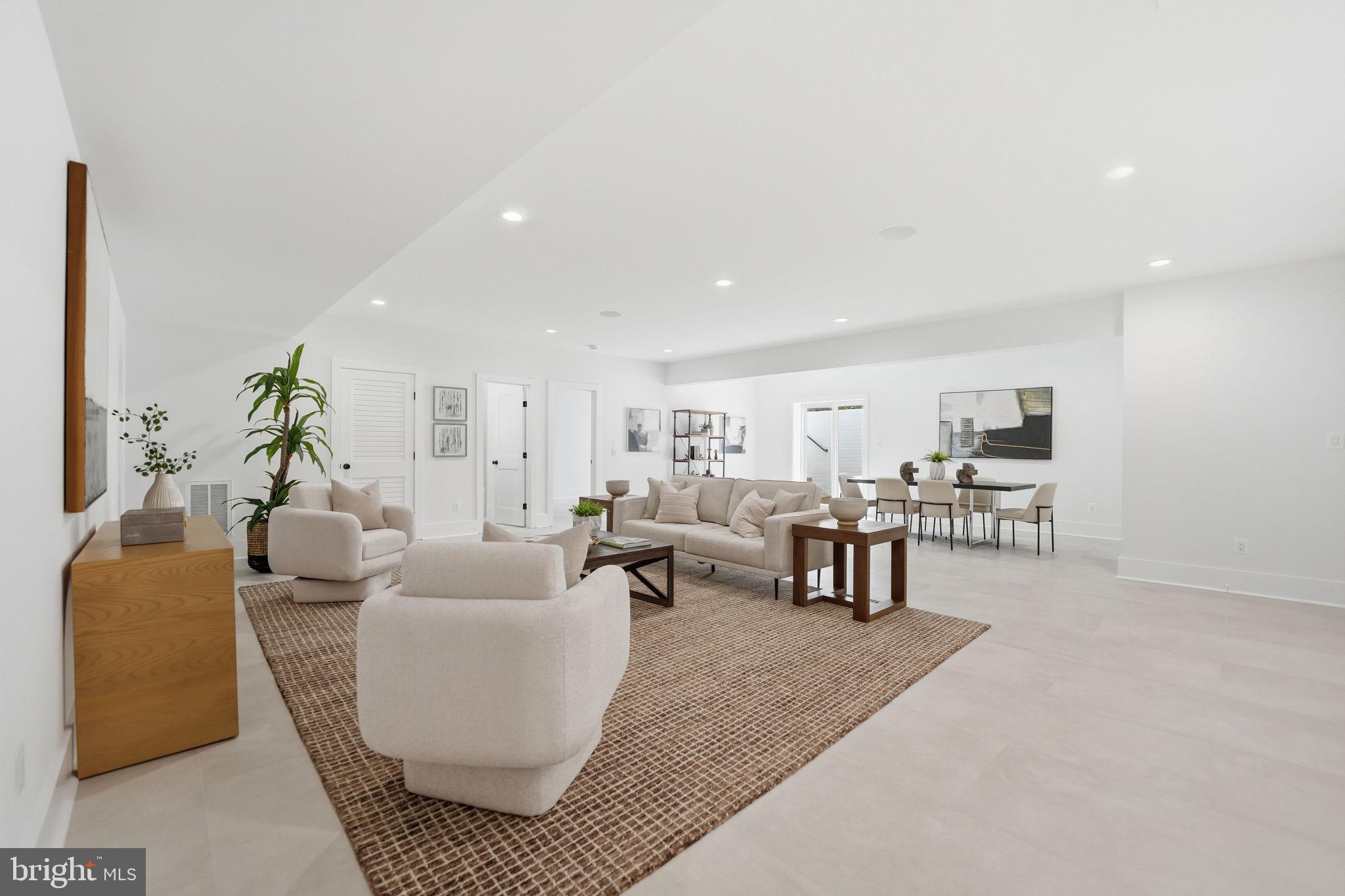 BRANDON VILLAGE - Residential