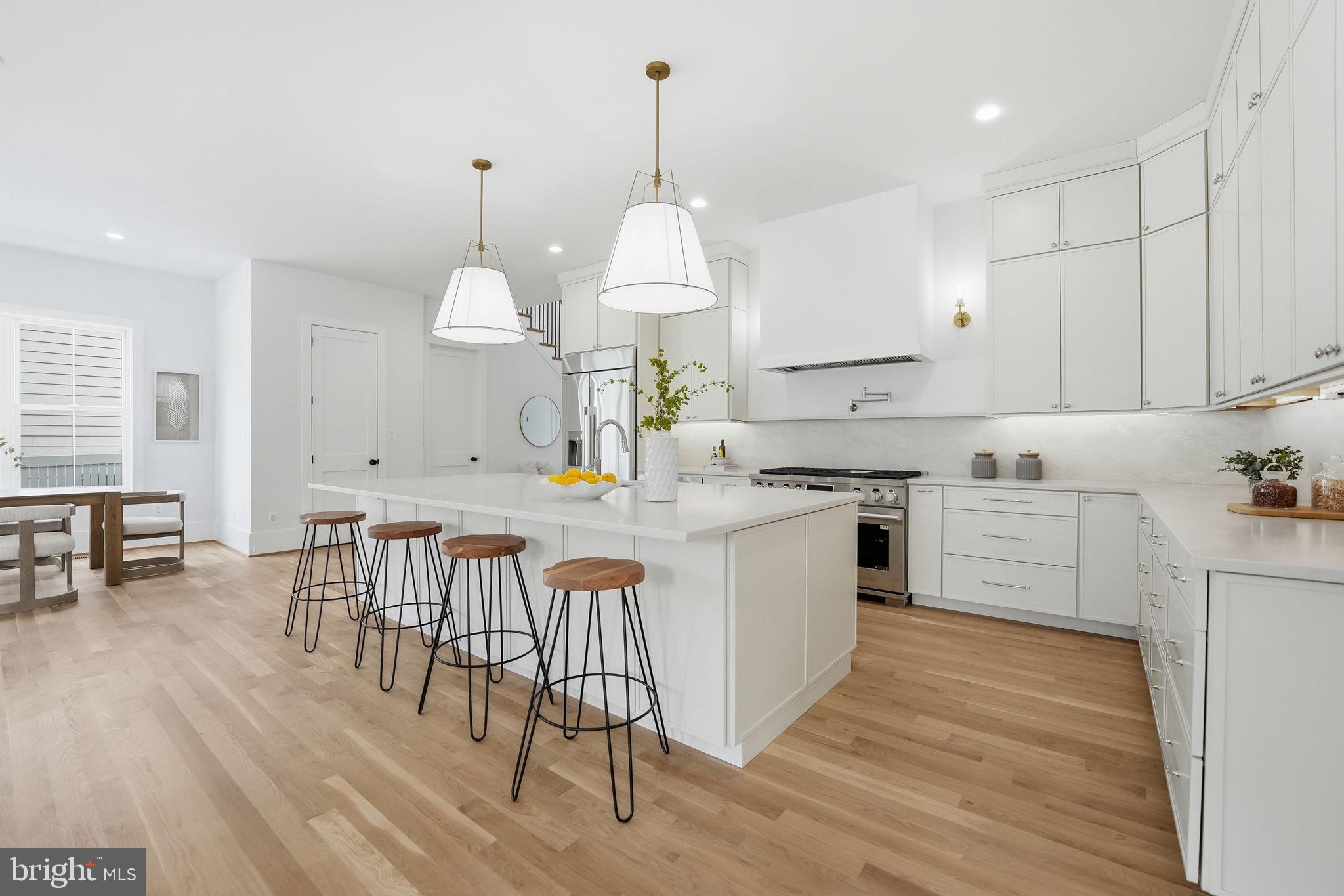 BRANDON VILLAGE - Residential