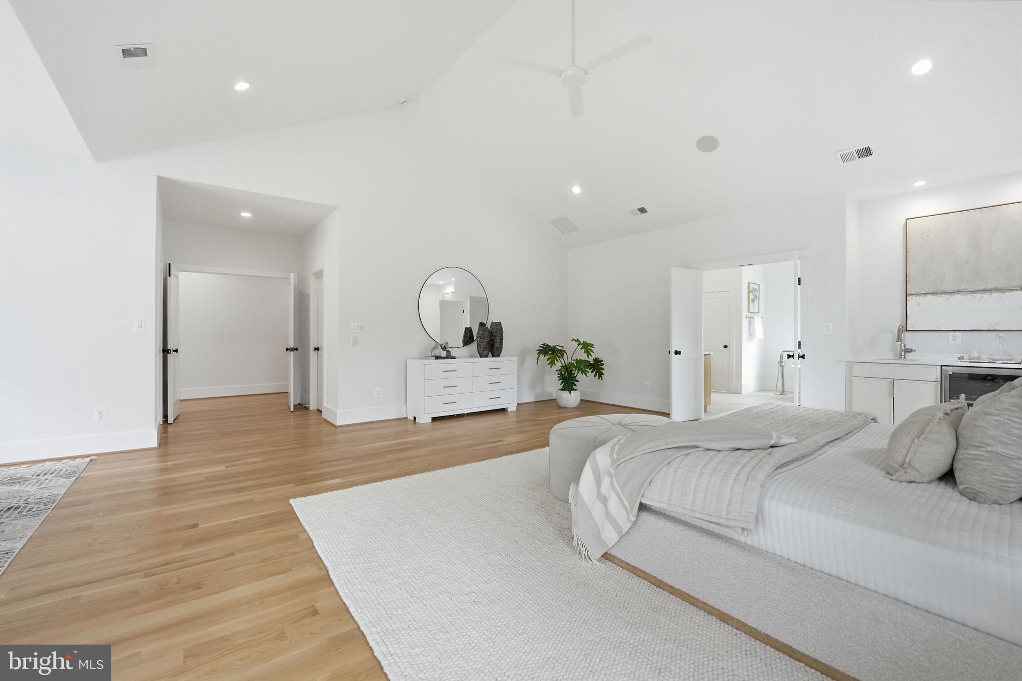 BRANDON VILLAGE - Residential