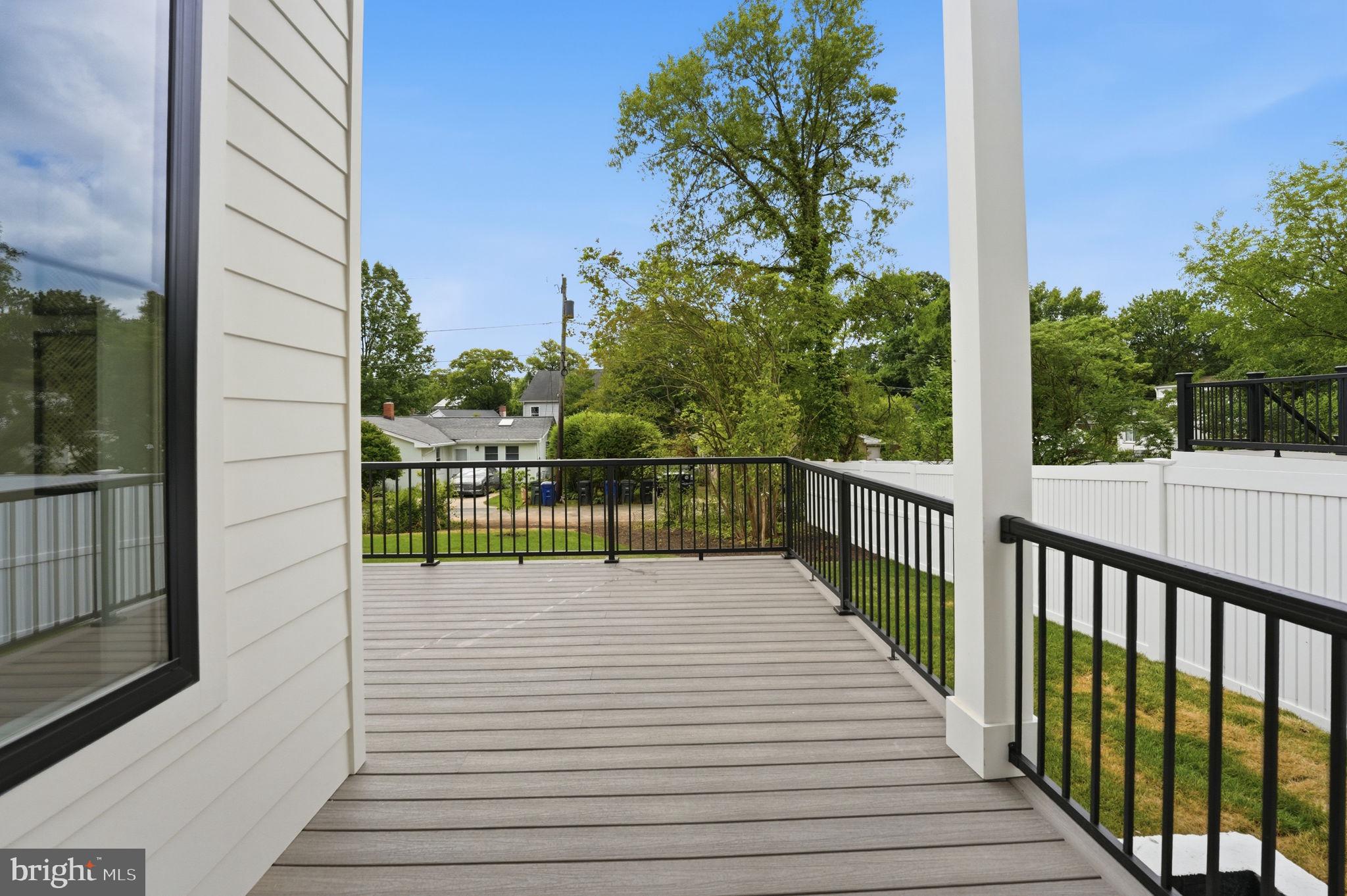 BRANDON VILLAGE - Residential