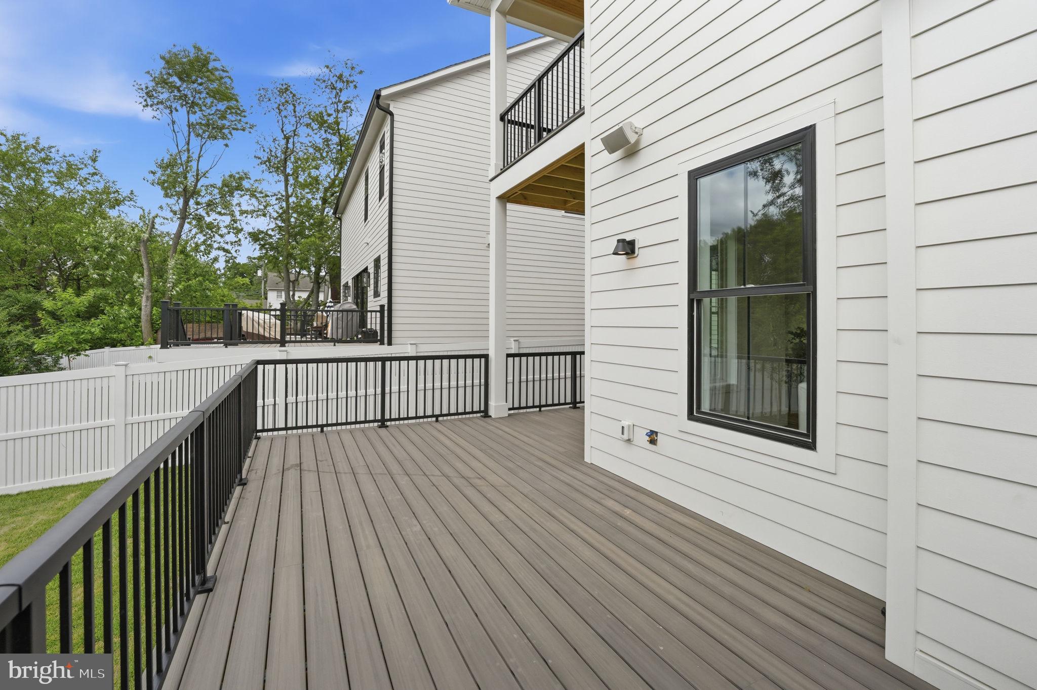 BRANDON VILLAGE - Residential