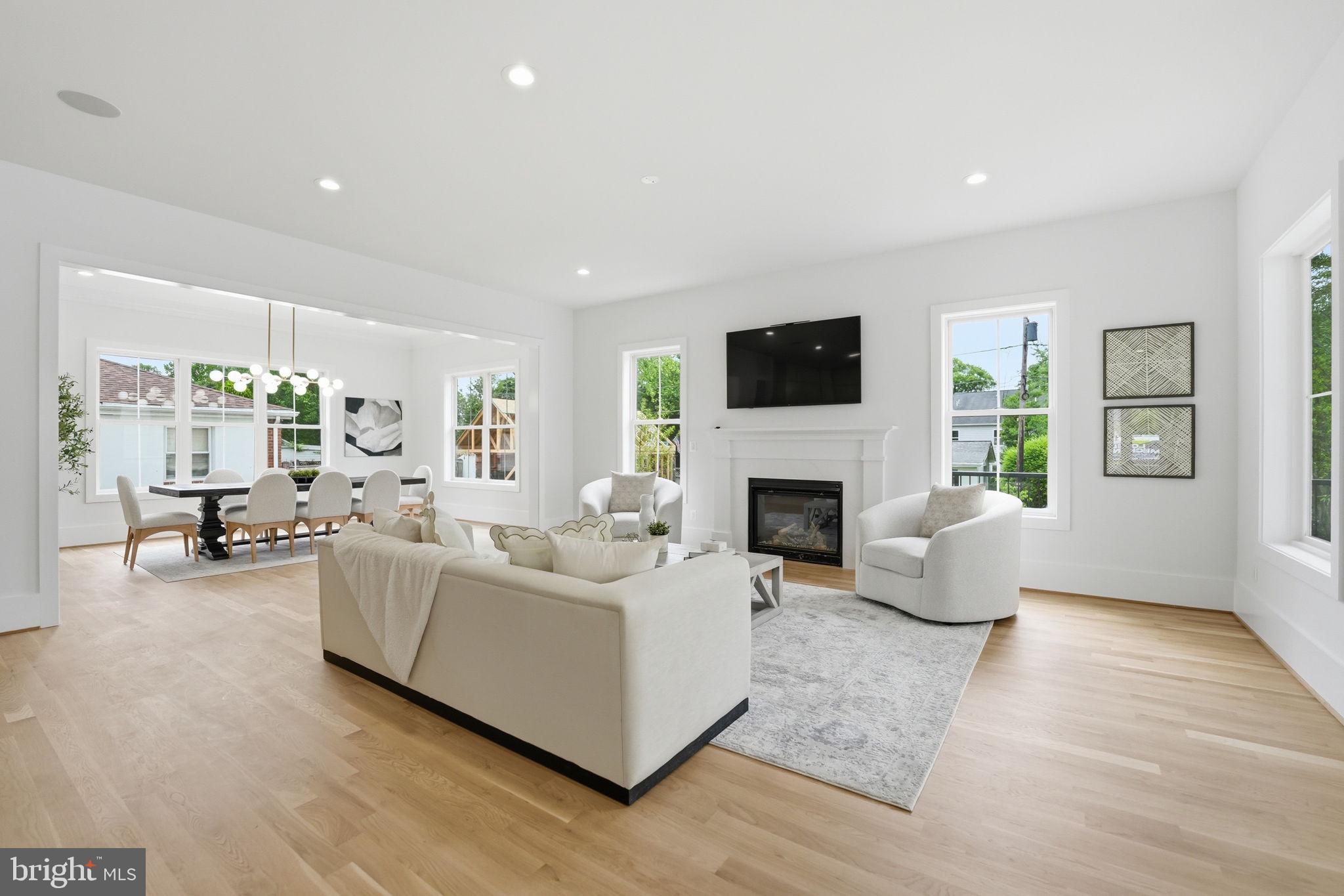 BRANDON VILLAGE - Residential