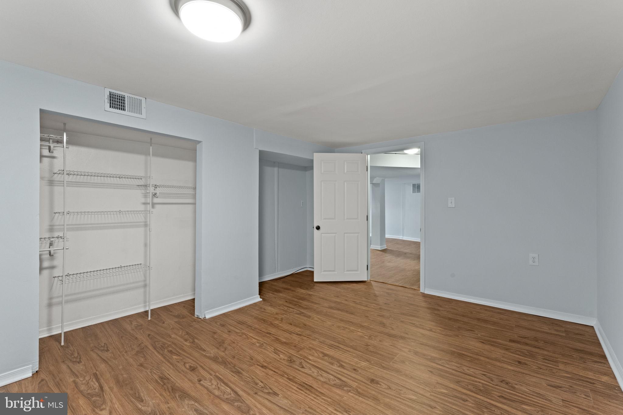 CLAREMONT - Residential