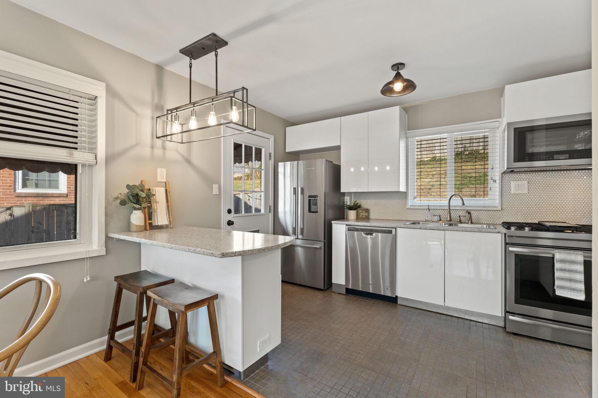 CLAREMONT - Residential