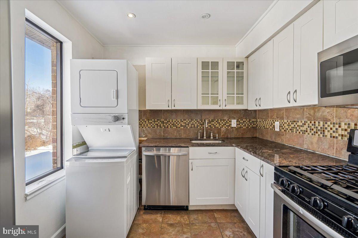 VILLAGE OF HARPERS CHOICE - Residential