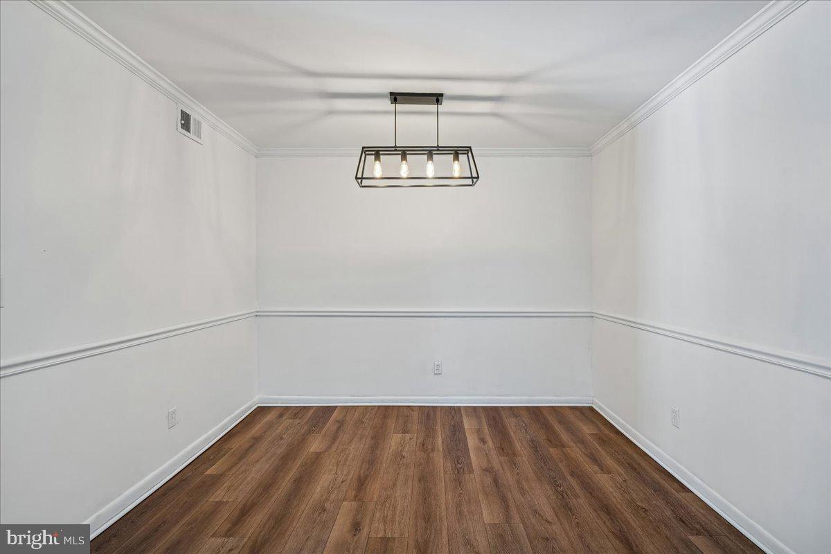 VILLAGE OF HARPERS CHOICE - Residential