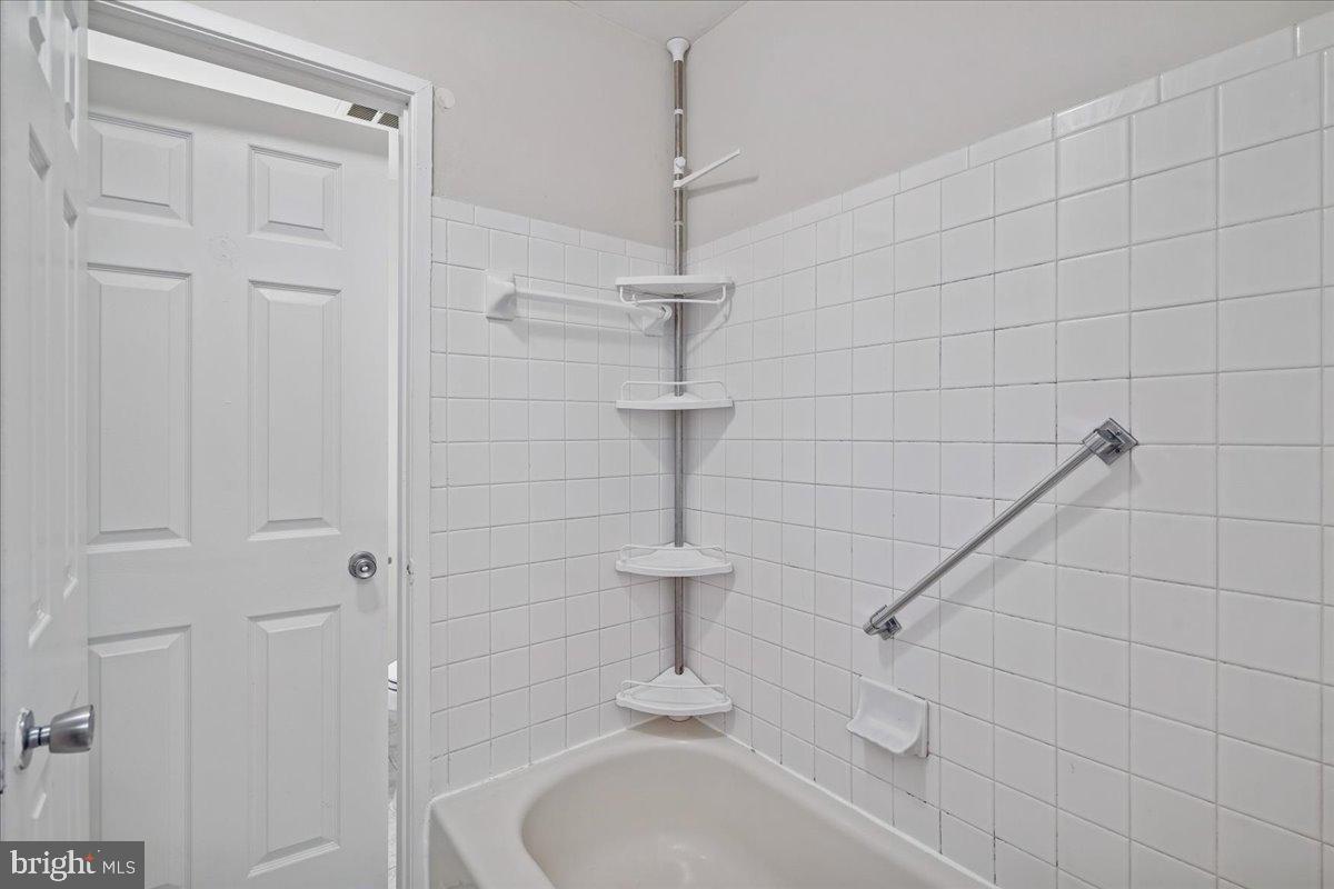 VILLAGE OF HARPERS CHOICE - Residential