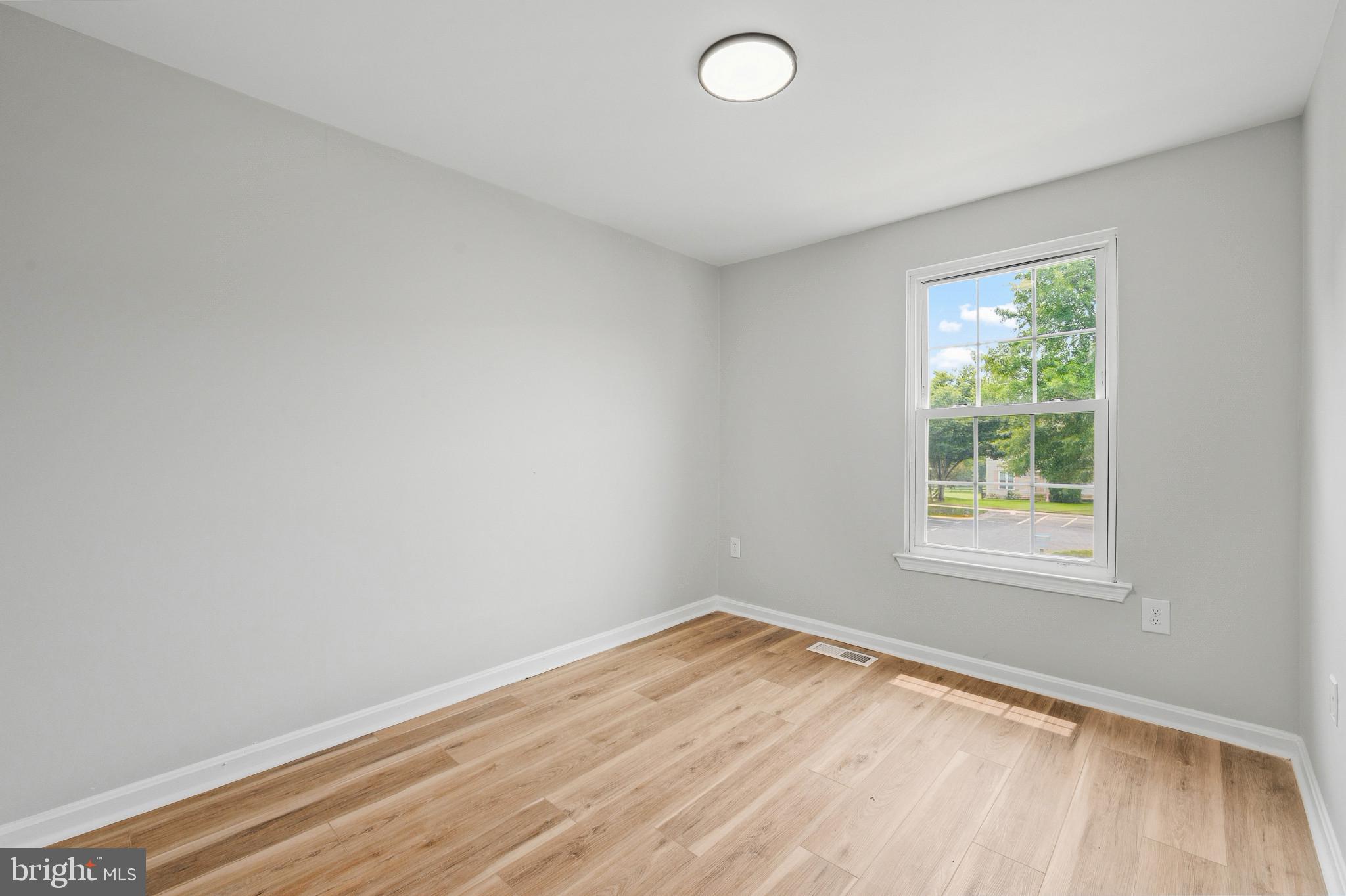 HALLOWELL - Residential