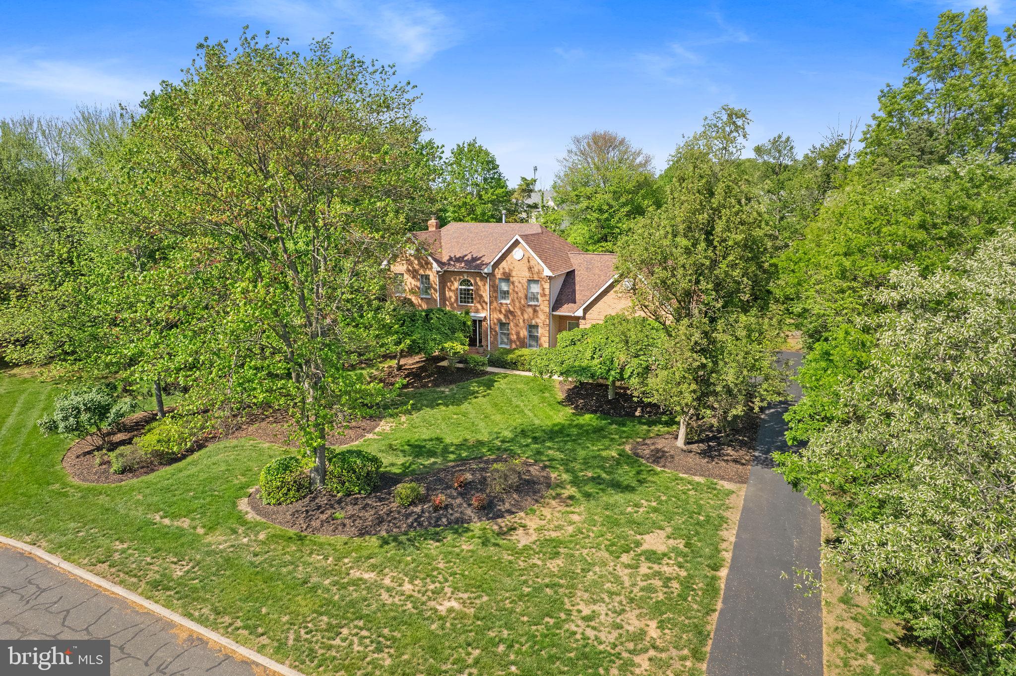 GWYNEDD KNOLL - Residential