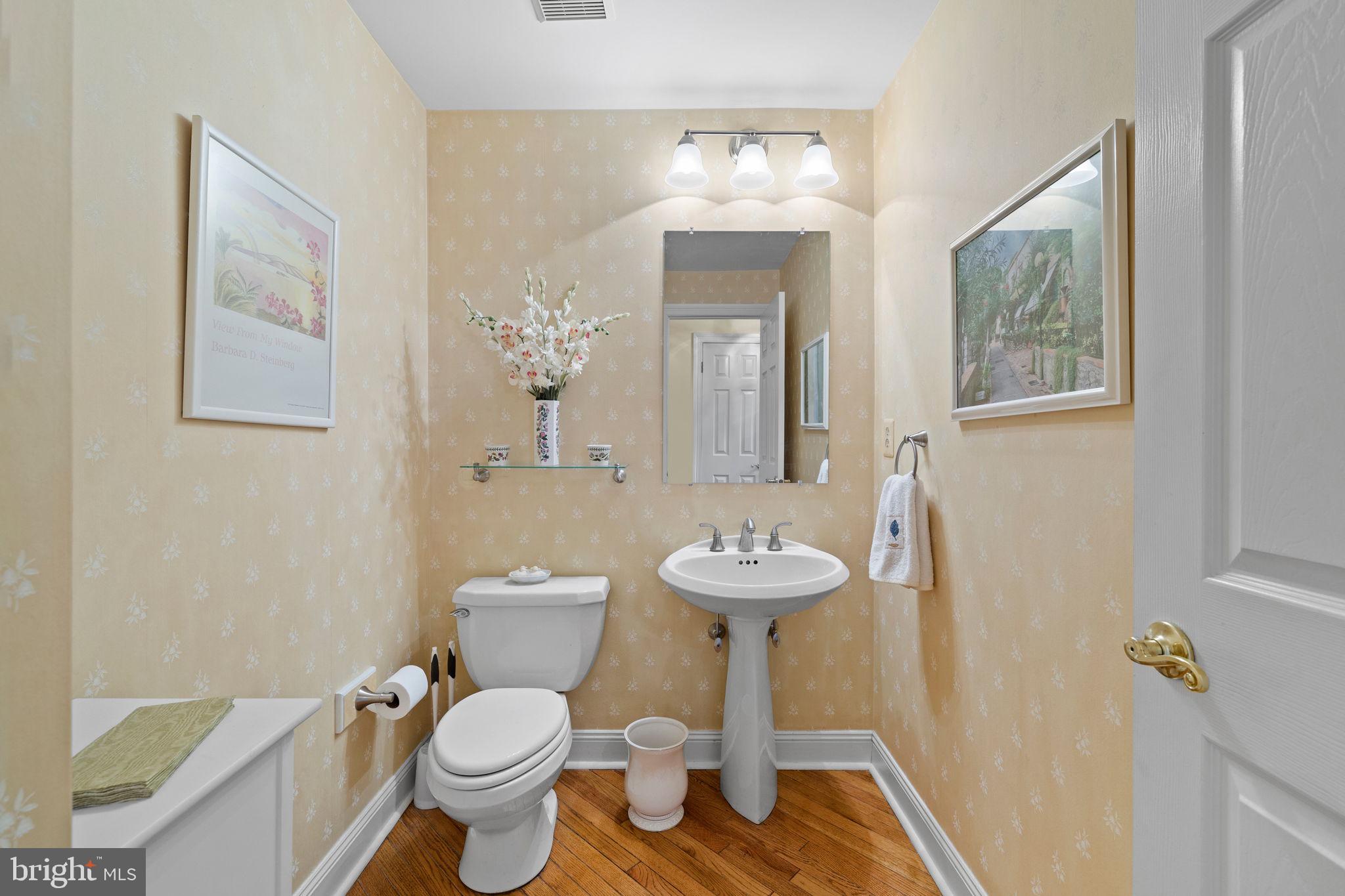 GWYNEDD KNOLL - Residential