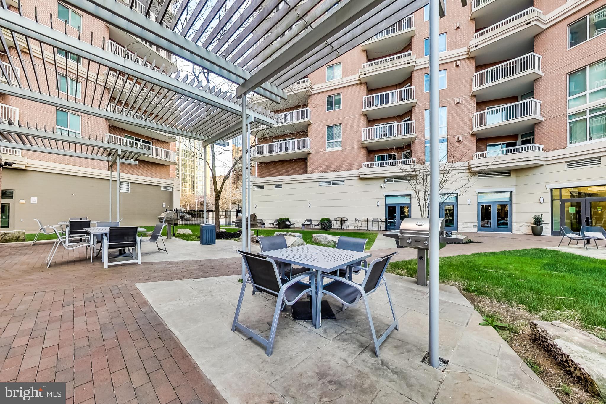 NORTHAMPTON PLACE - Residential