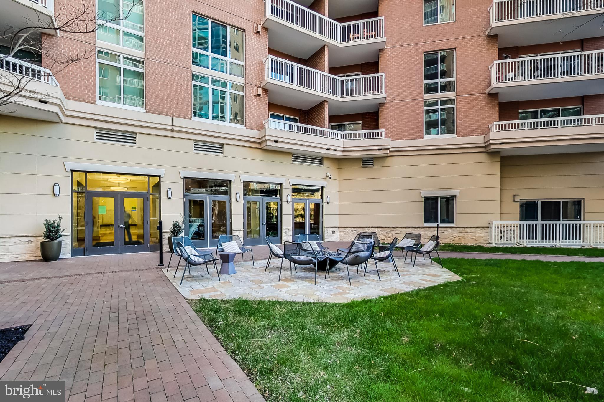NORTHAMPTON PLACE - Residential