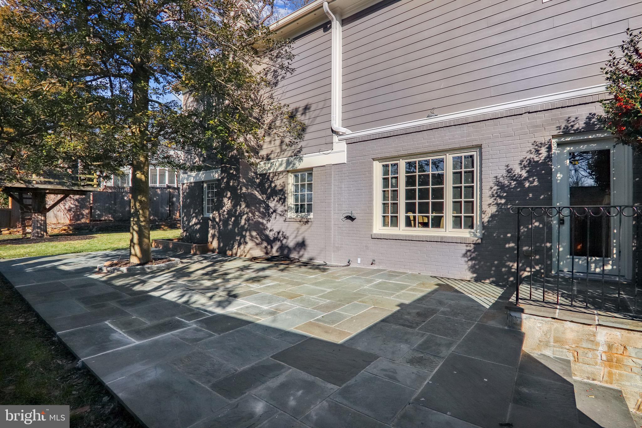CHEVY CHASE MANOR - Residential
