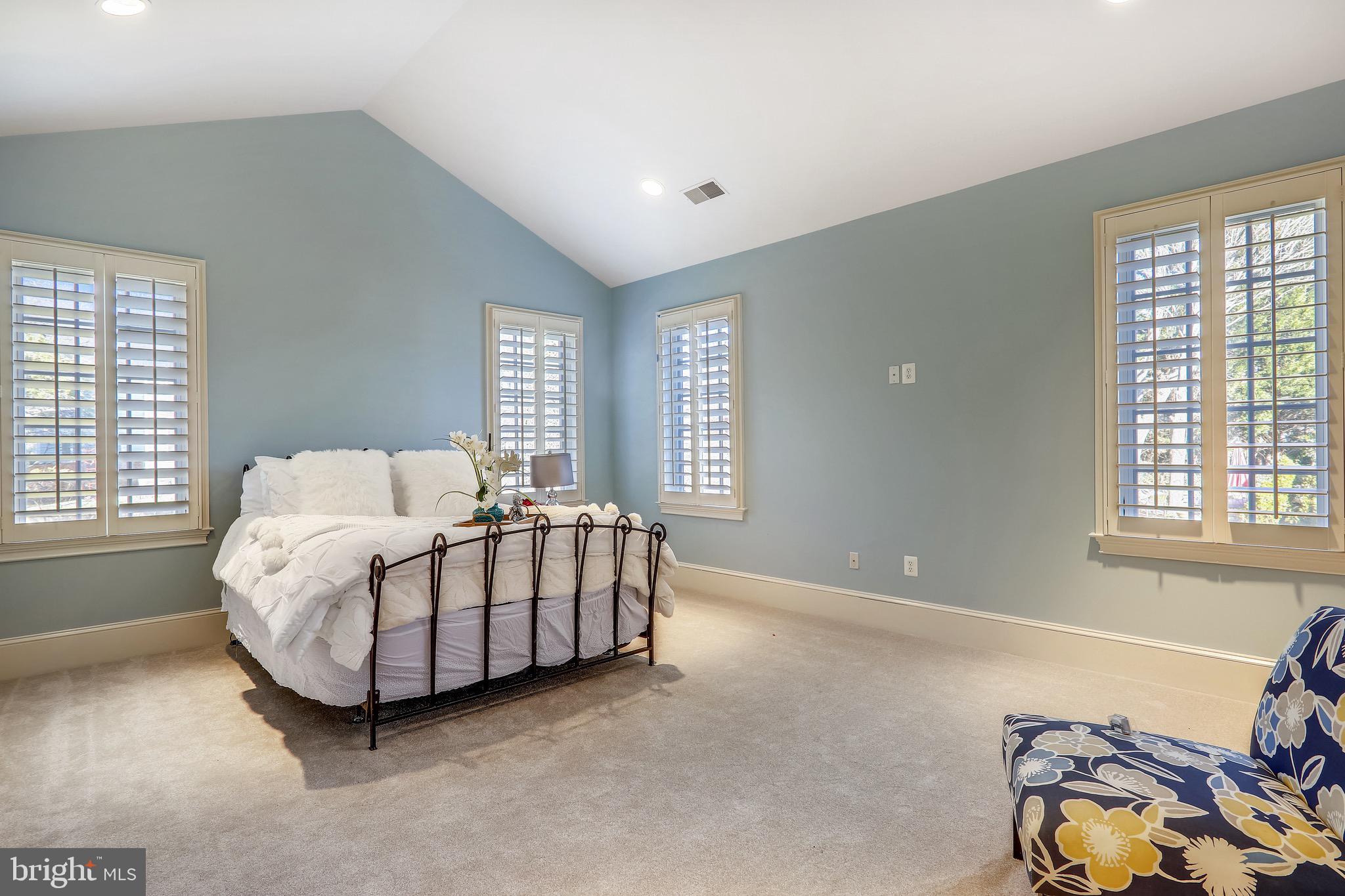 CHEVY CHASE MANOR - Residential