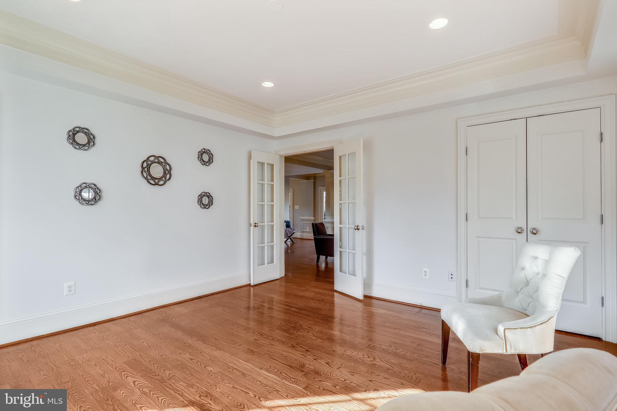 CHEVY CHASE MANOR - Residential