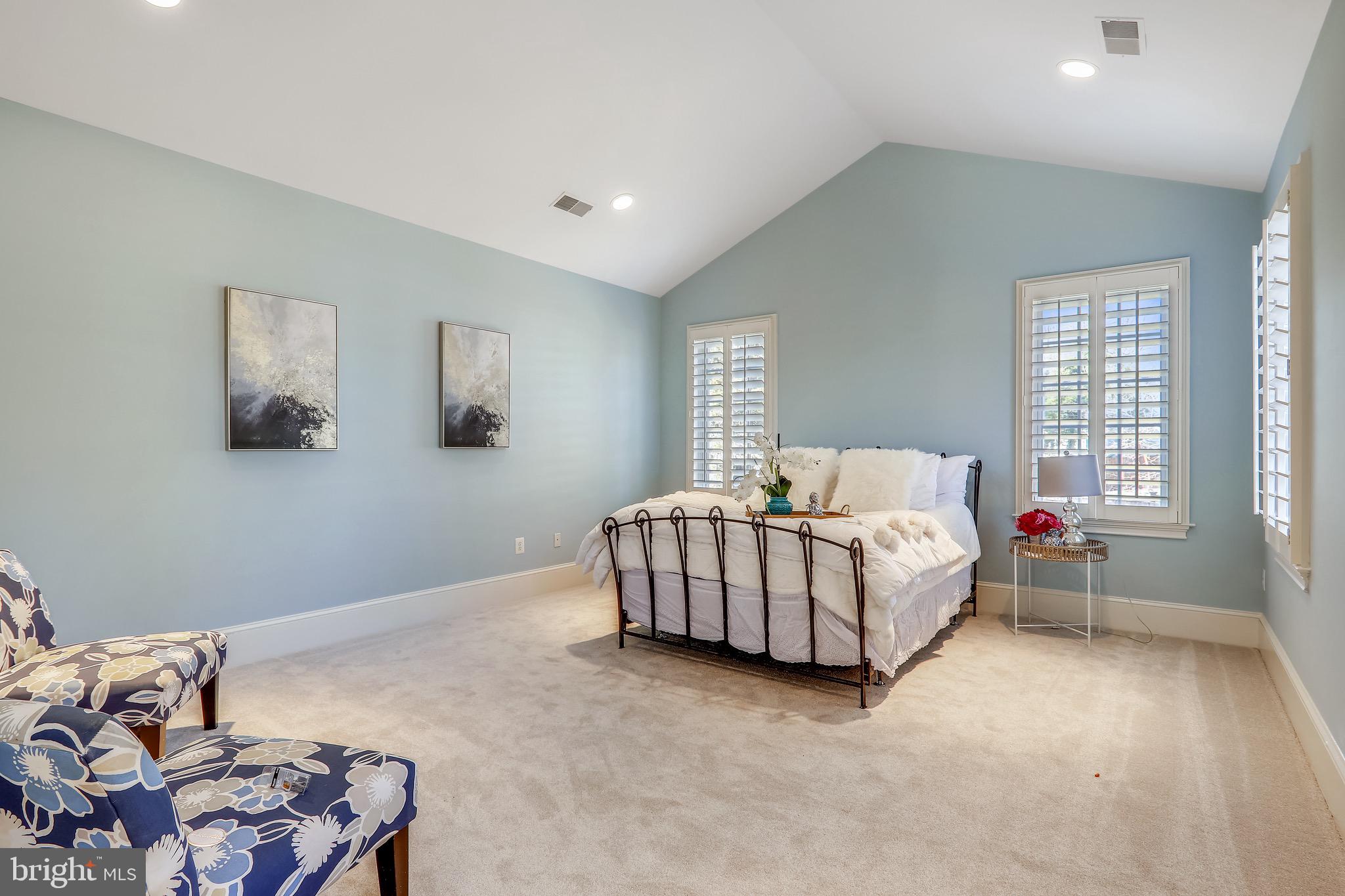 CHEVY CHASE MANOR - Residential