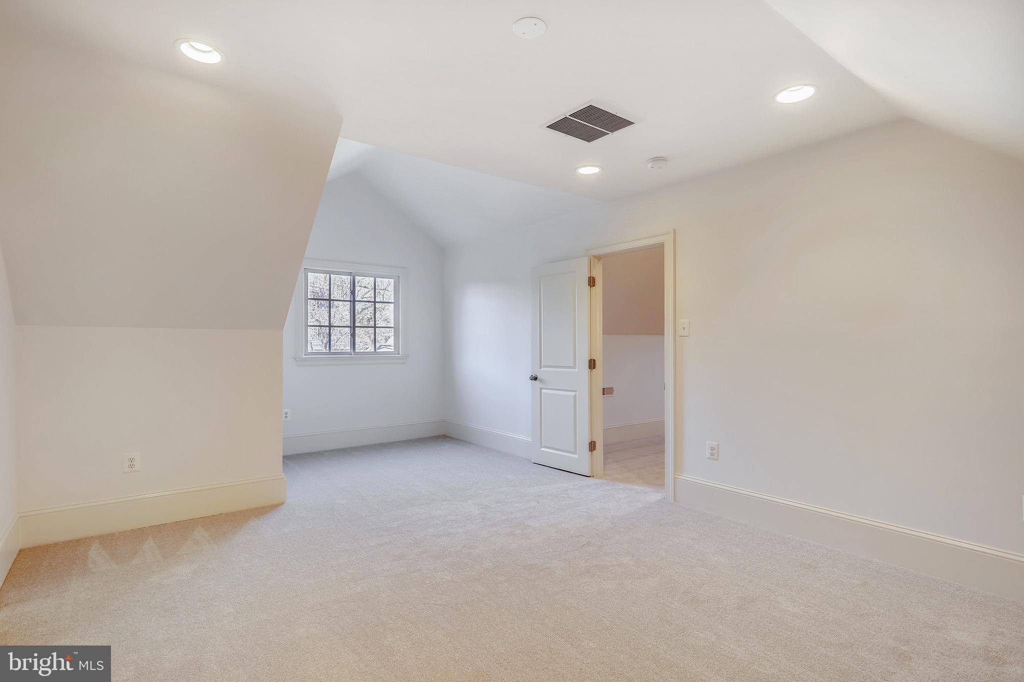 CHEVY CHASE MANOR - Residential