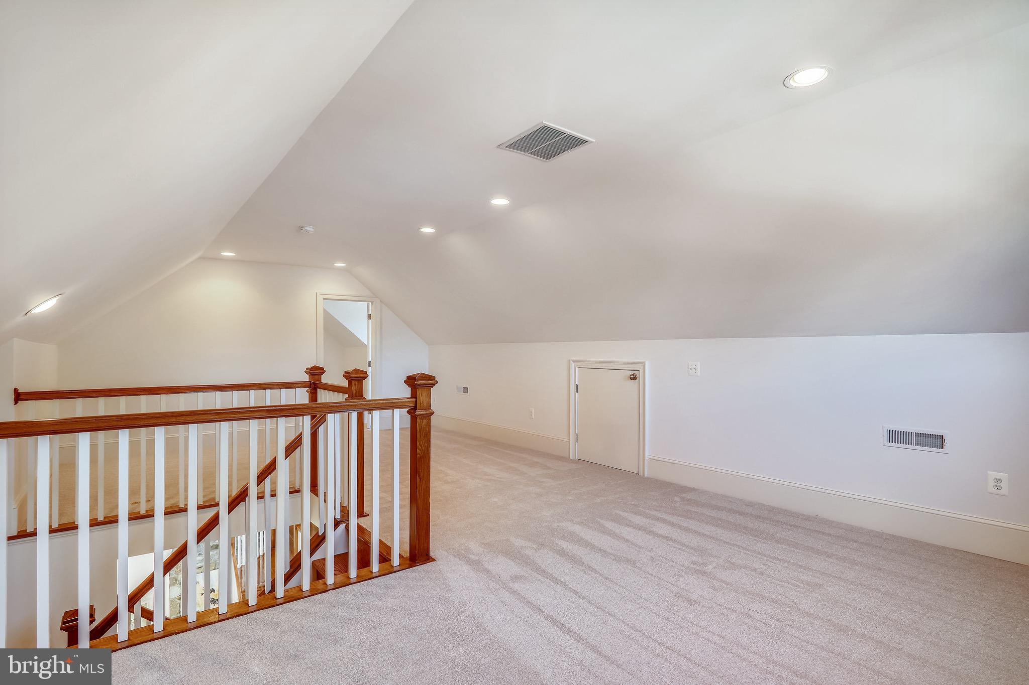 CHEVY CHASE MANOR - Residential