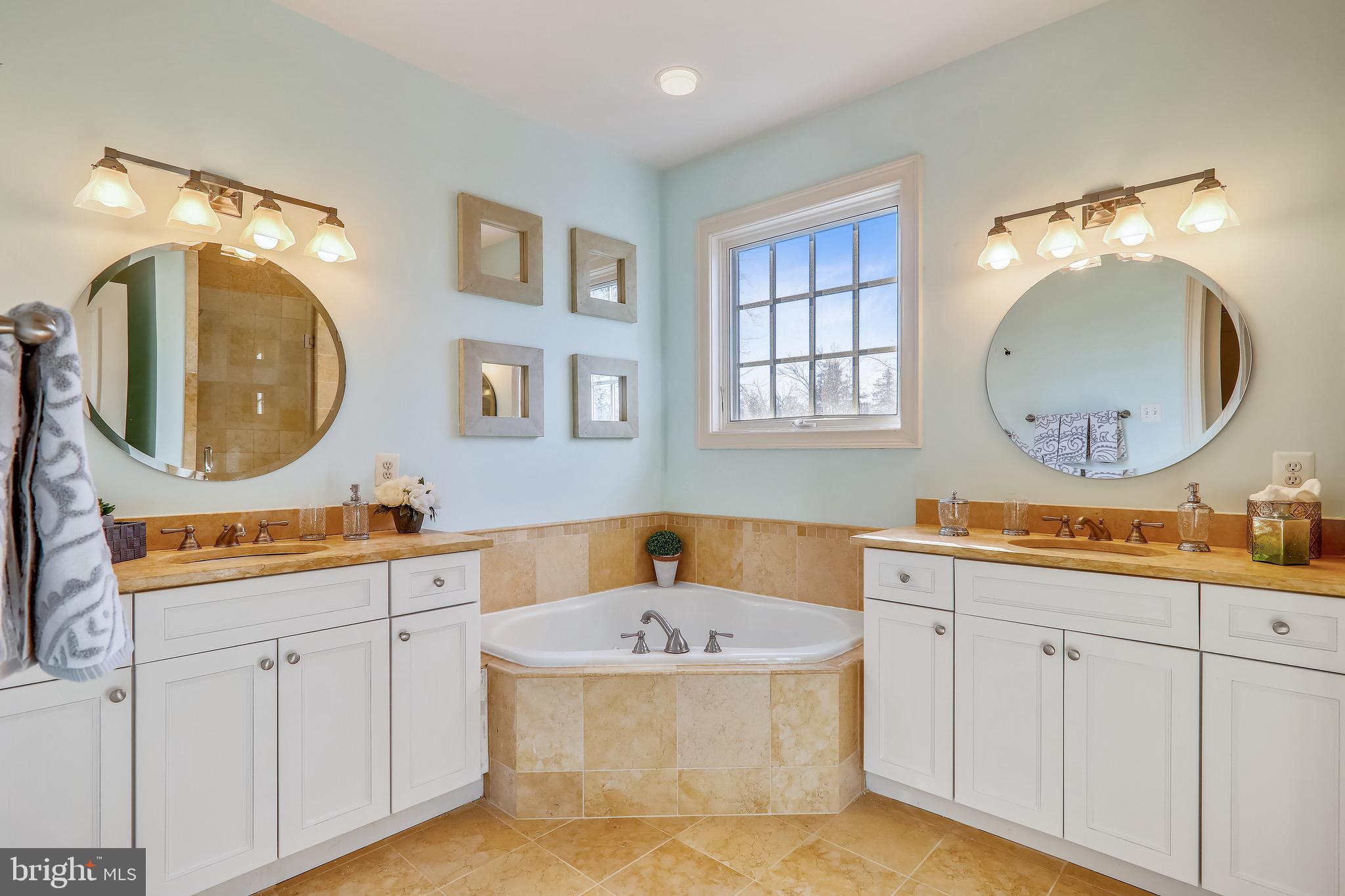 CHEVY CHASE MANOR - Residential