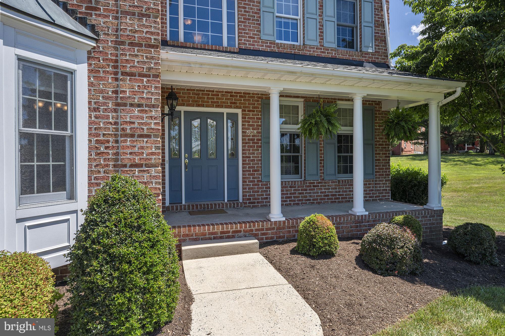 LA VISTA MANOR - Residential