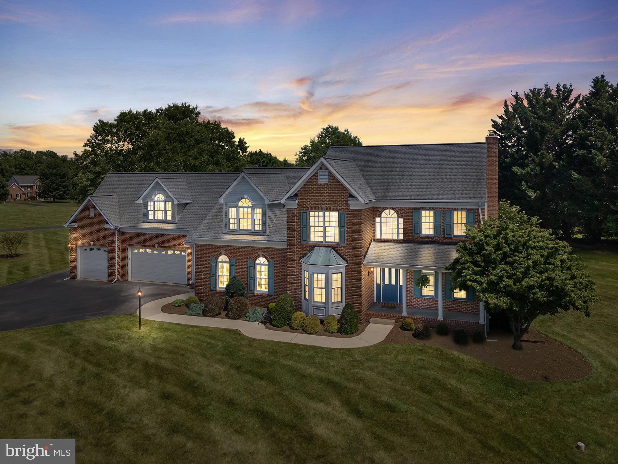 LA VISTA MANOR - Residential