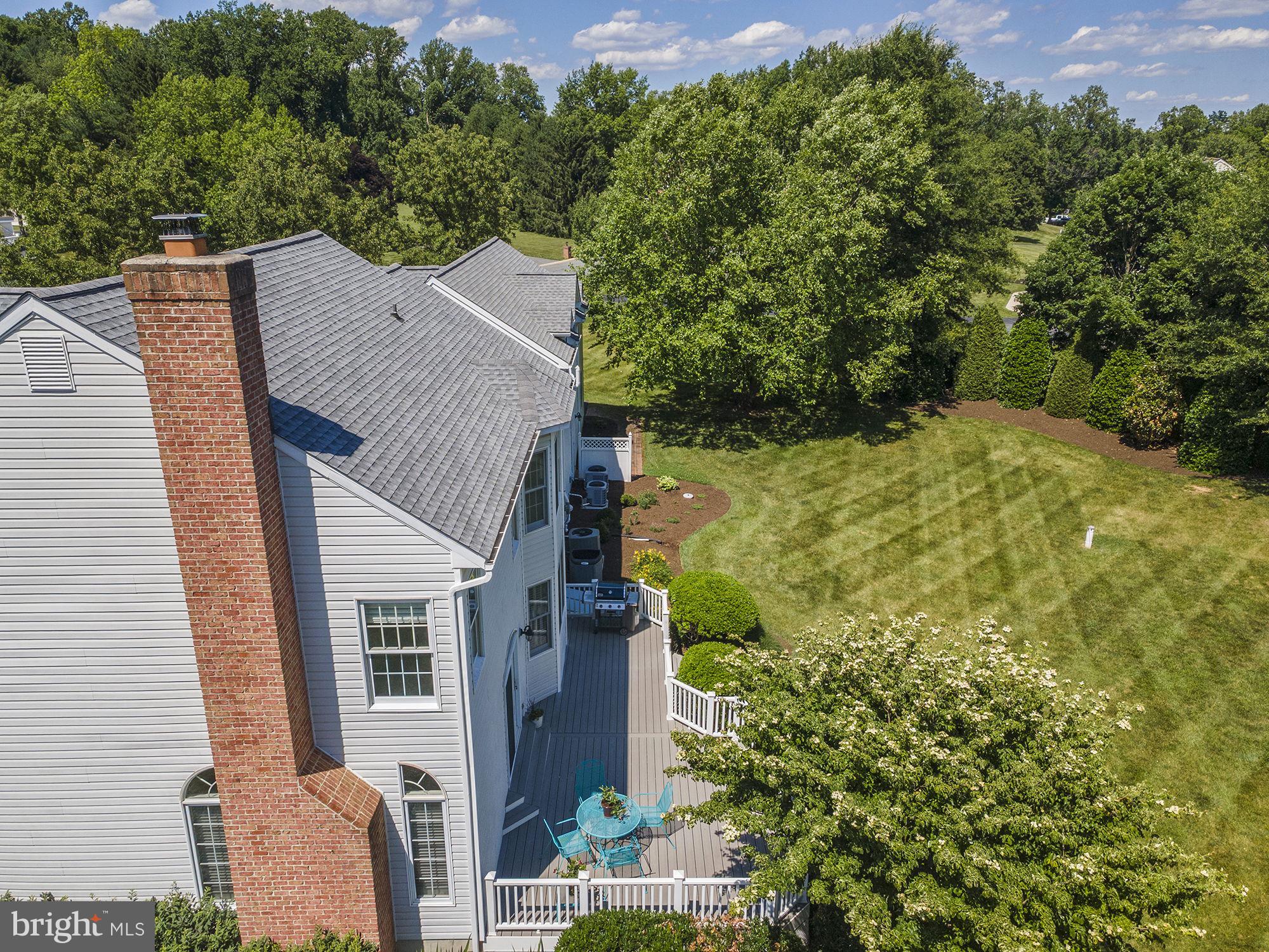 LA VISTA MANOR - Residential