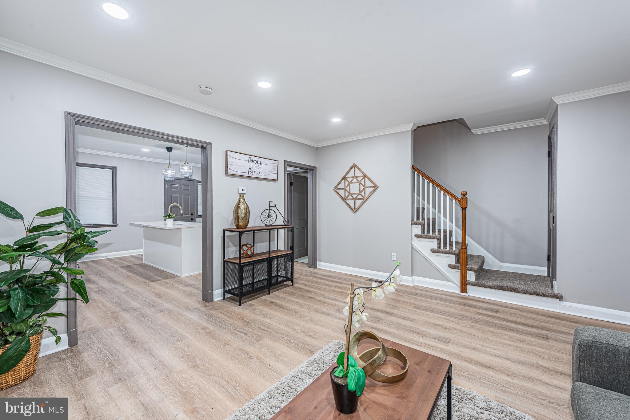 WESTOWNE - Residential