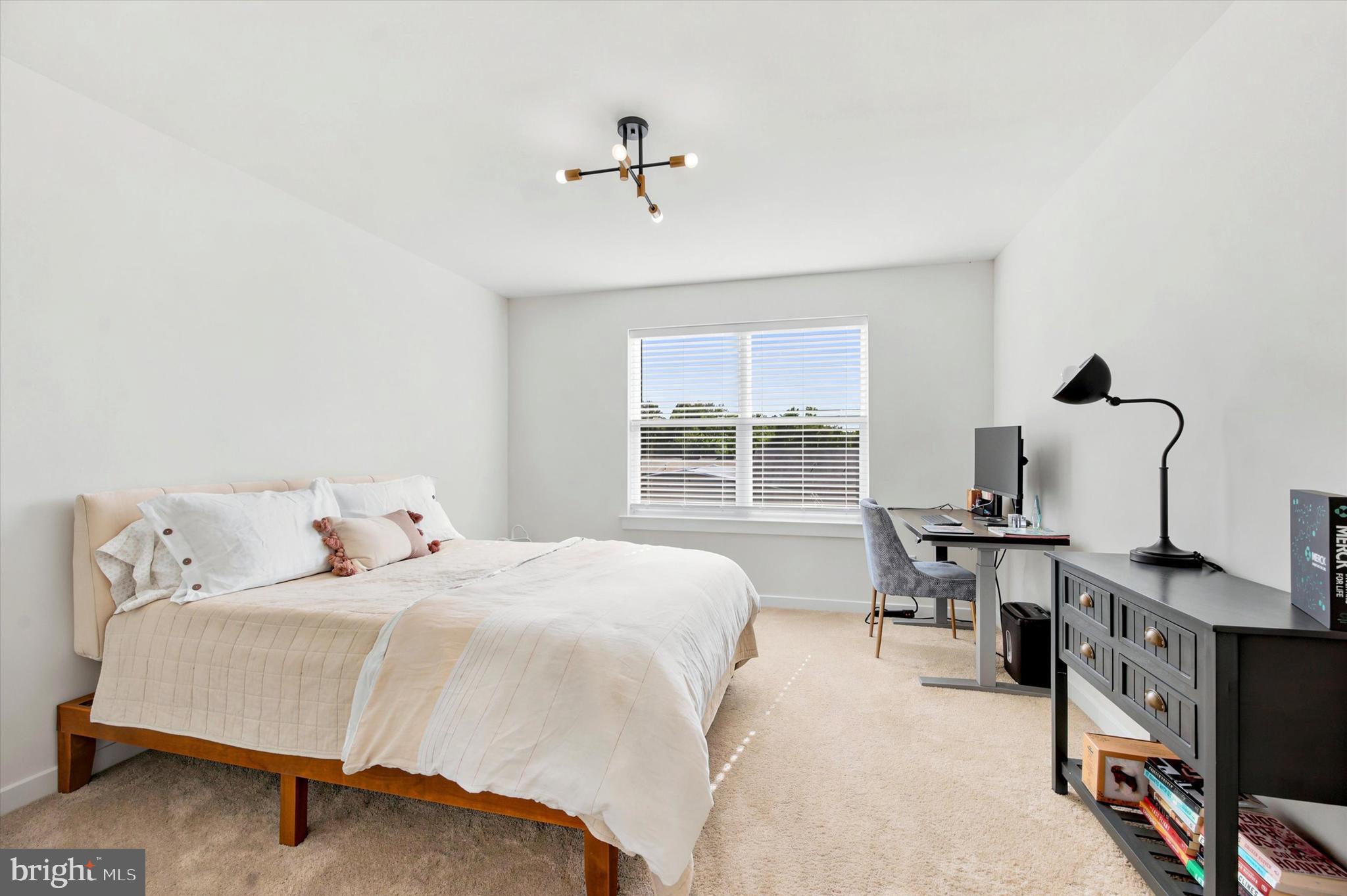 RIVER PLACE - Residential