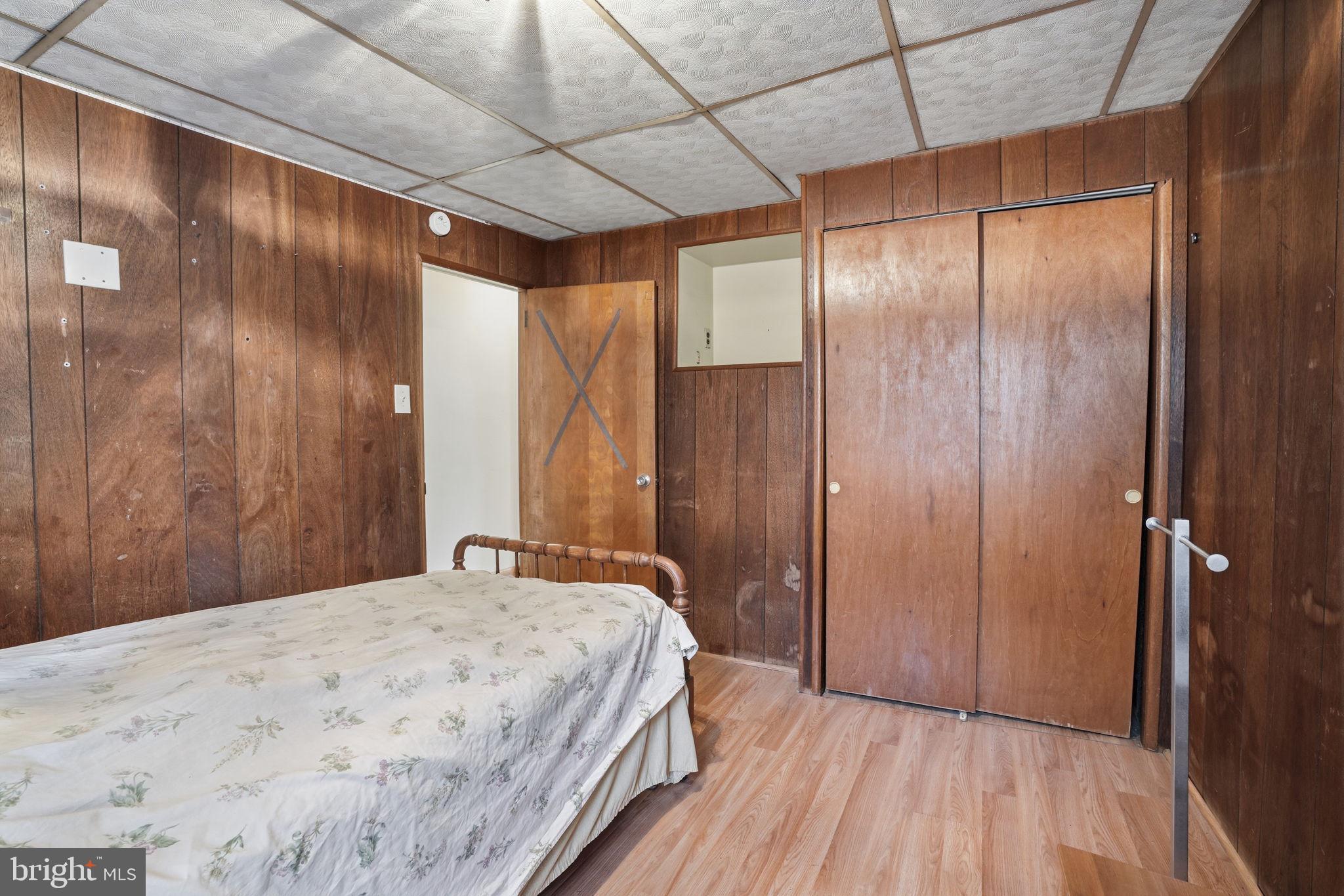 BRIDESBURG - Residential