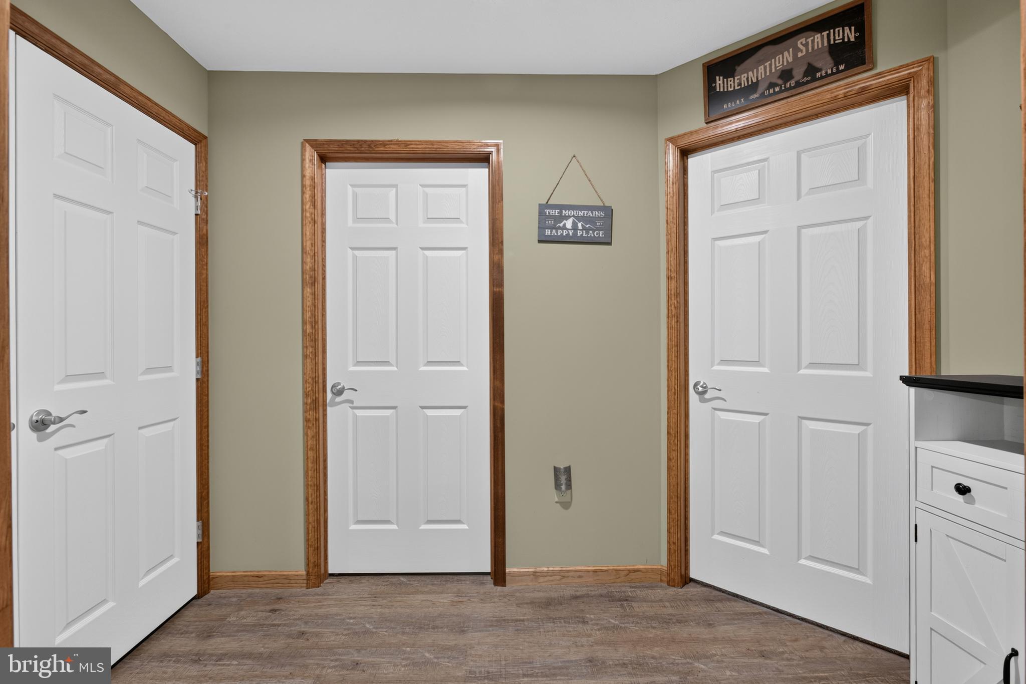 TOWAMENSING TRAILS - Residential