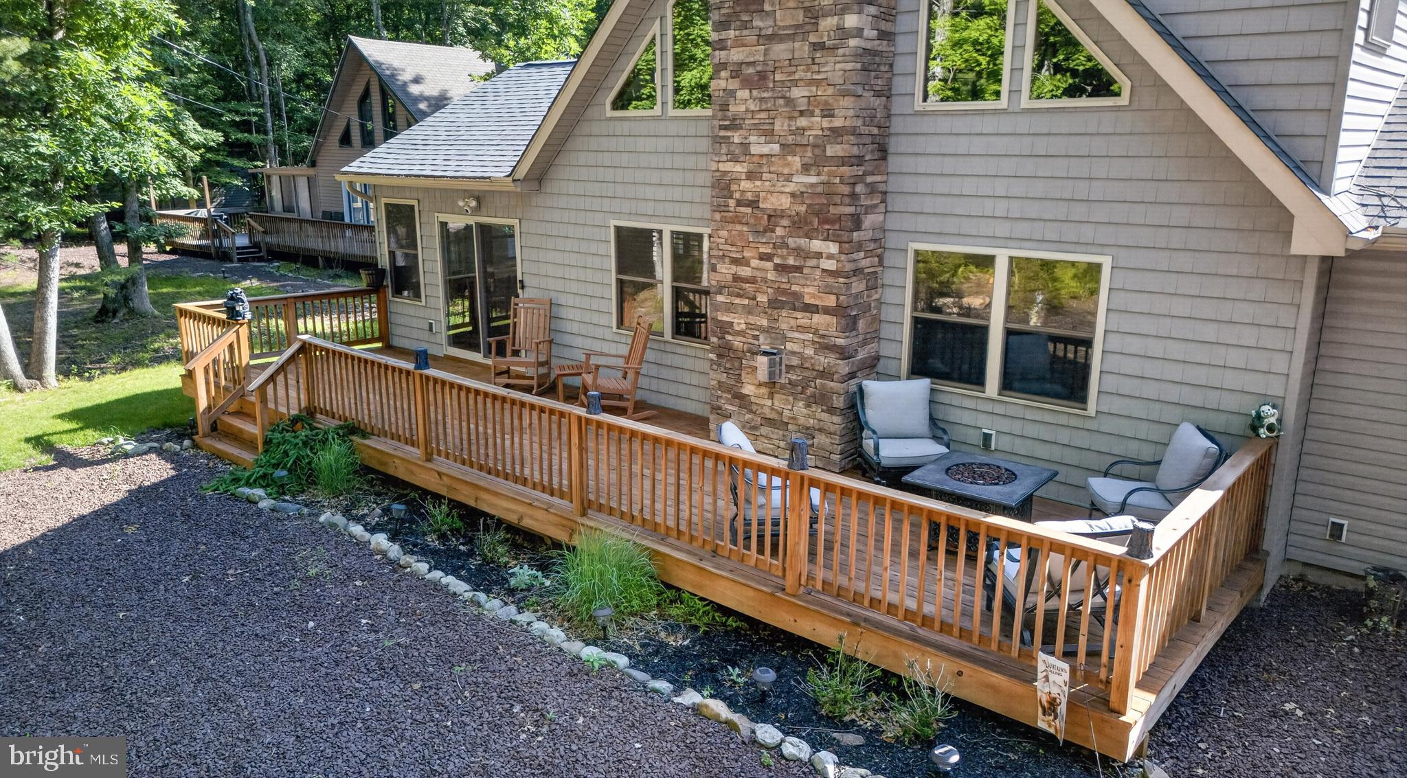 TOWAMENSING TRAILS - Residential