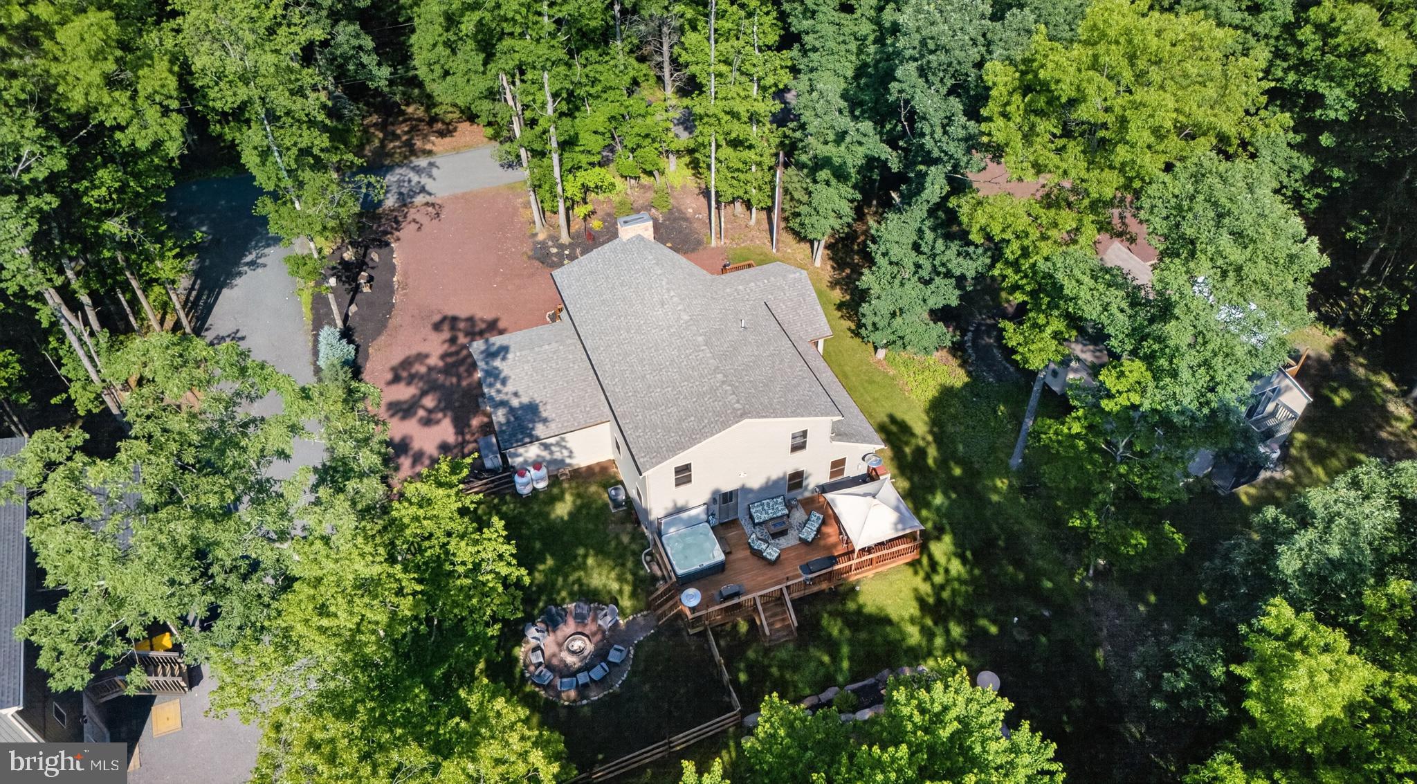 TOWAMENSING TRAILS - Residential