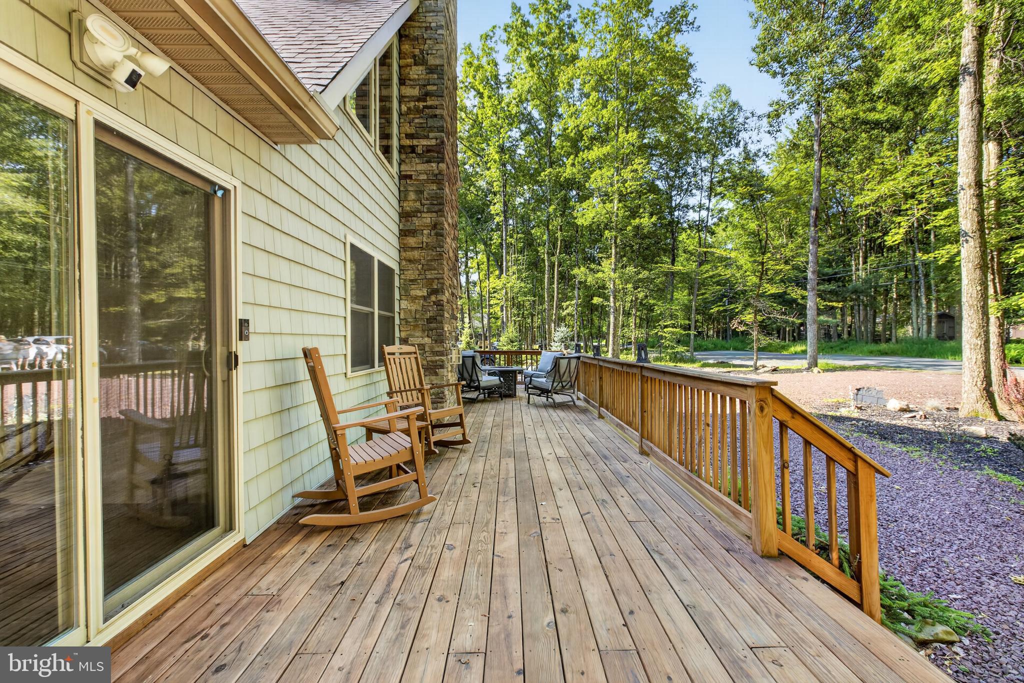 TOWAMENSING TRAILS - Residential