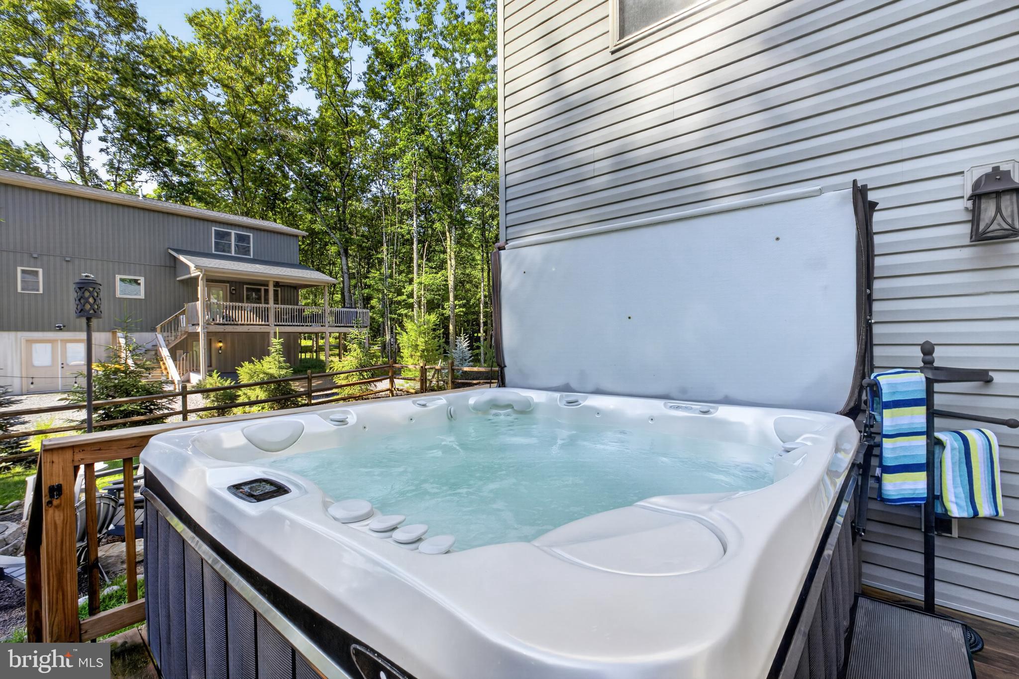 TOWAMENSING TRAILS - Residential