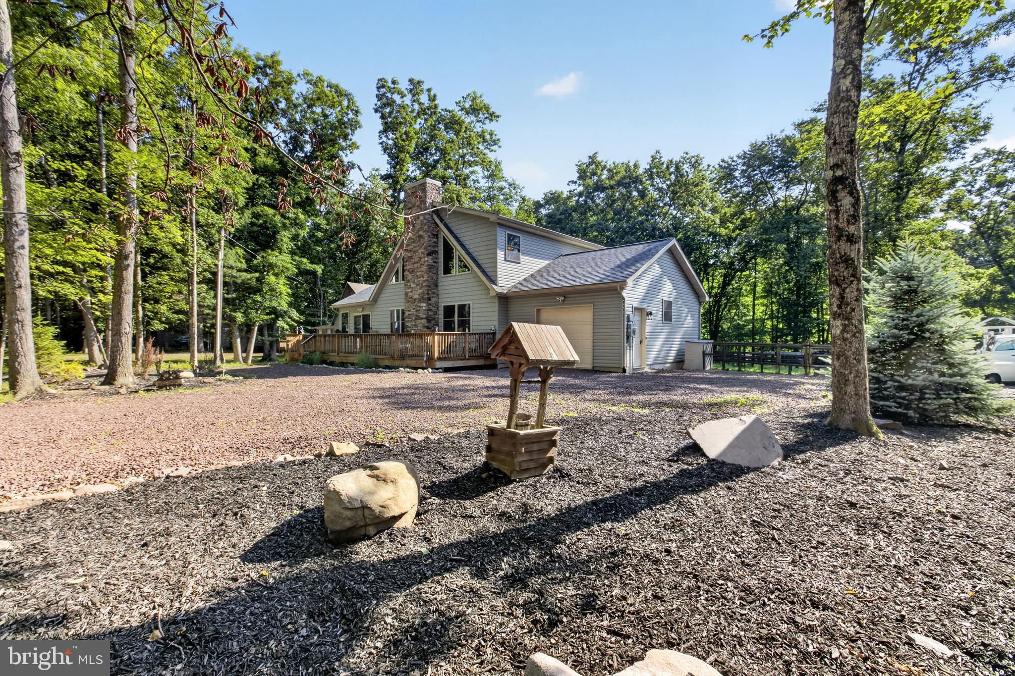 TOWAMENSING TRAILS - Residential