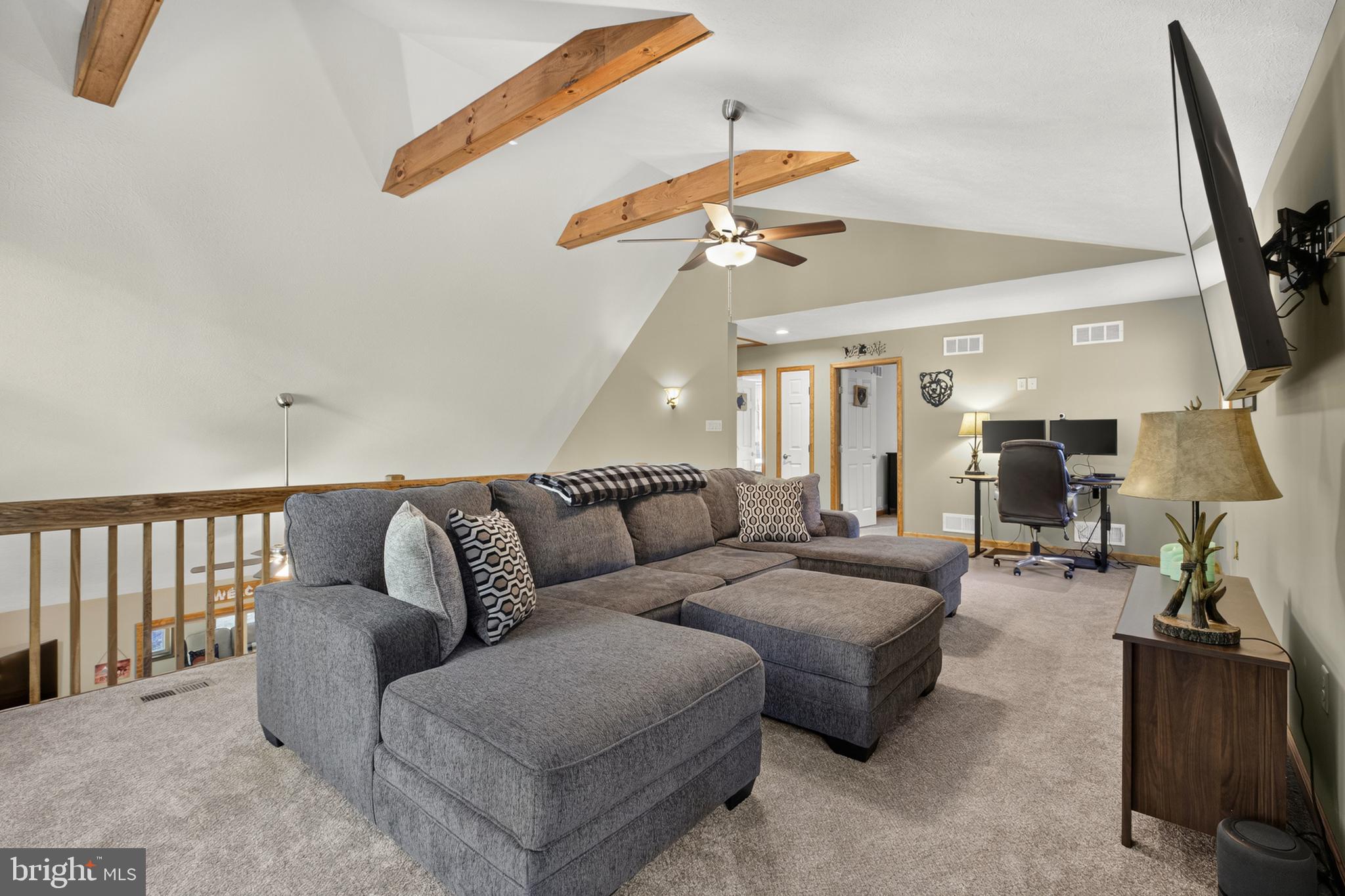 TOWAMENSING TRAILS - Residential