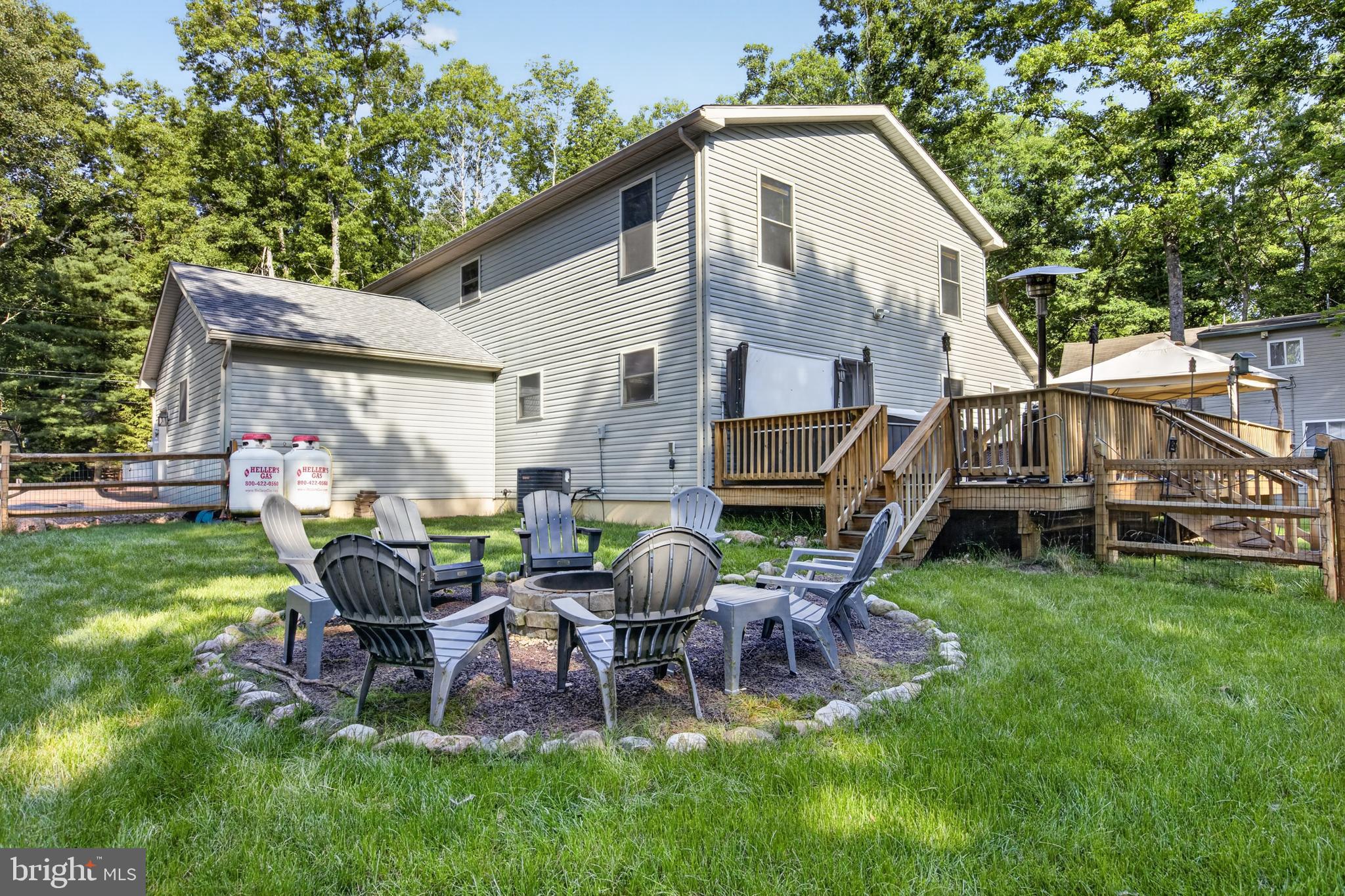 TOWAMENSING TRAILS - Residential
