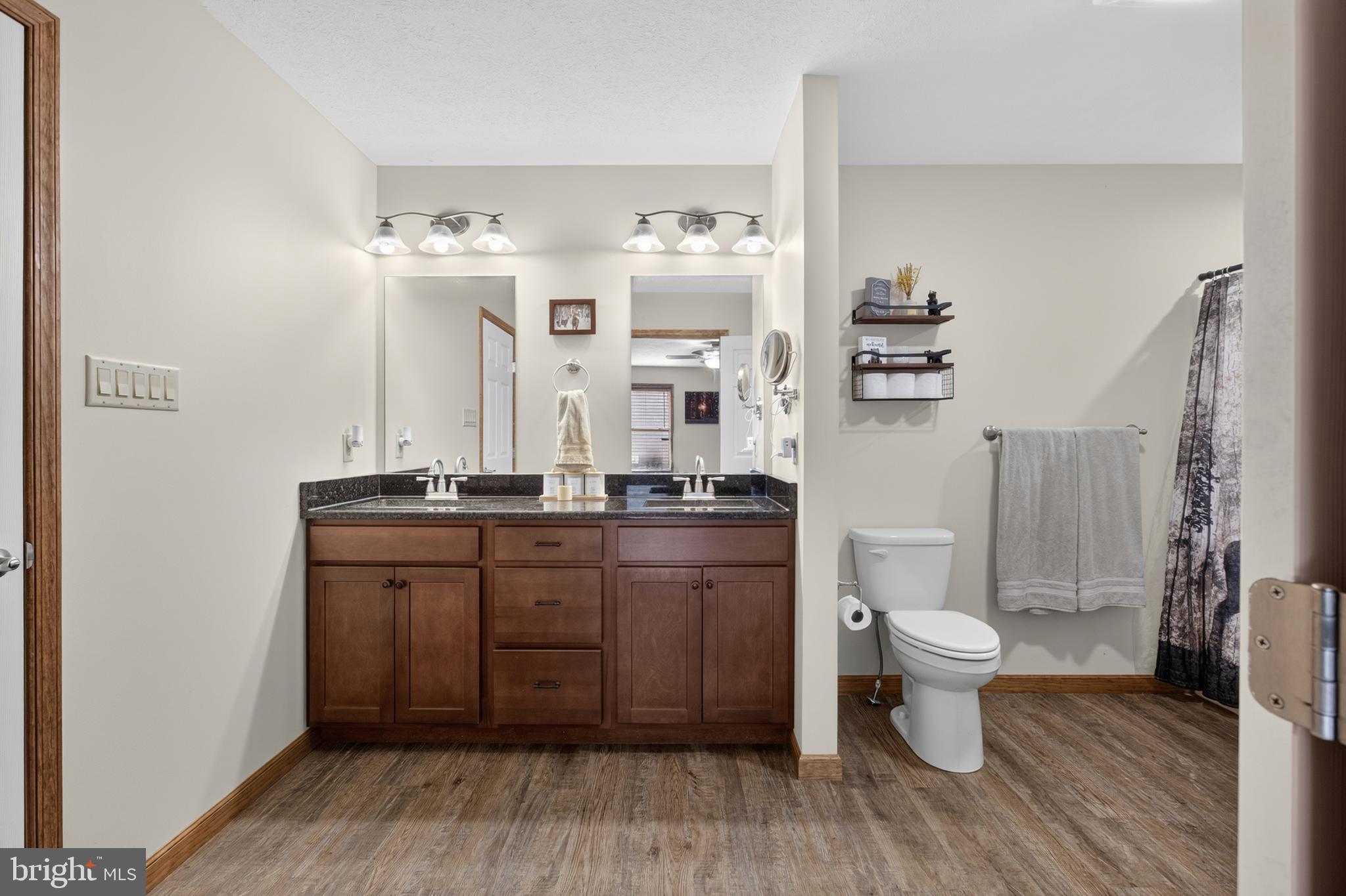 TOWAMENSING TRAILS - Residential