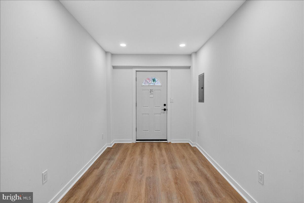 WEST OAK LANE - Residential