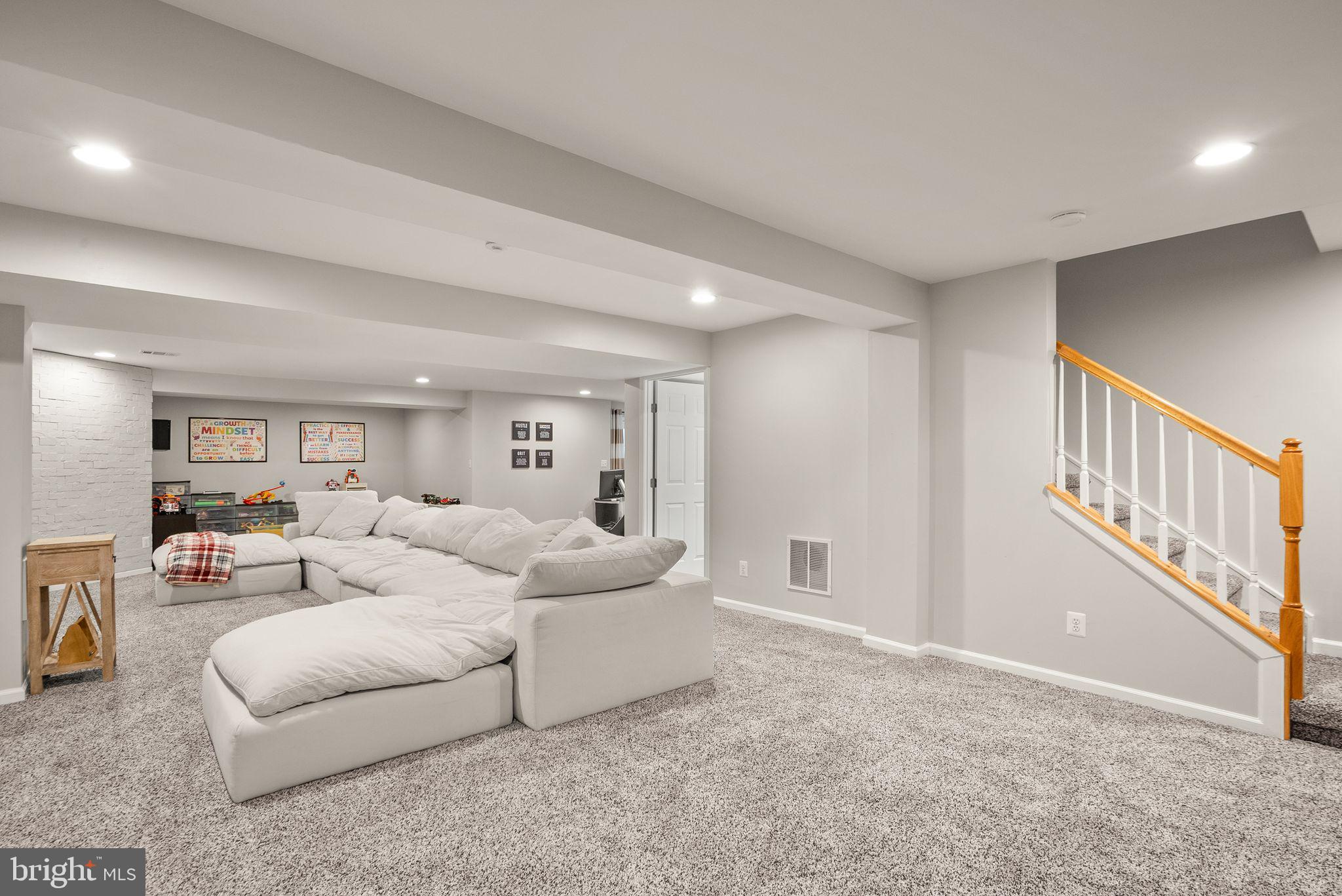 KIRKPATRICK FARMS - Residential