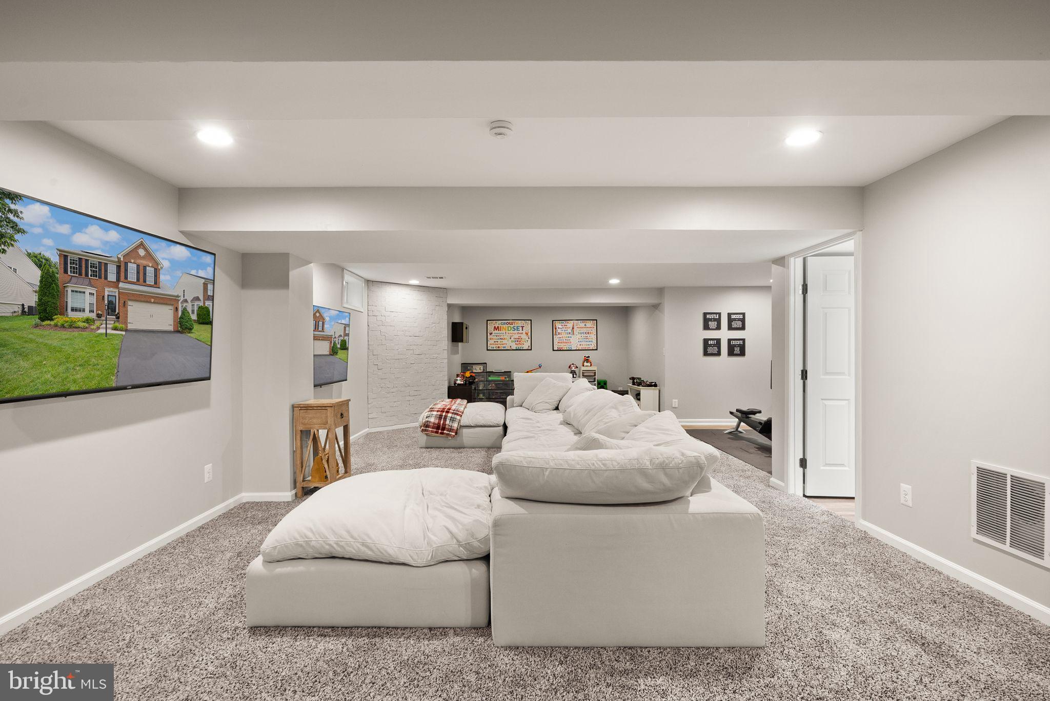 KIRKPATRICK FARMS - Residential