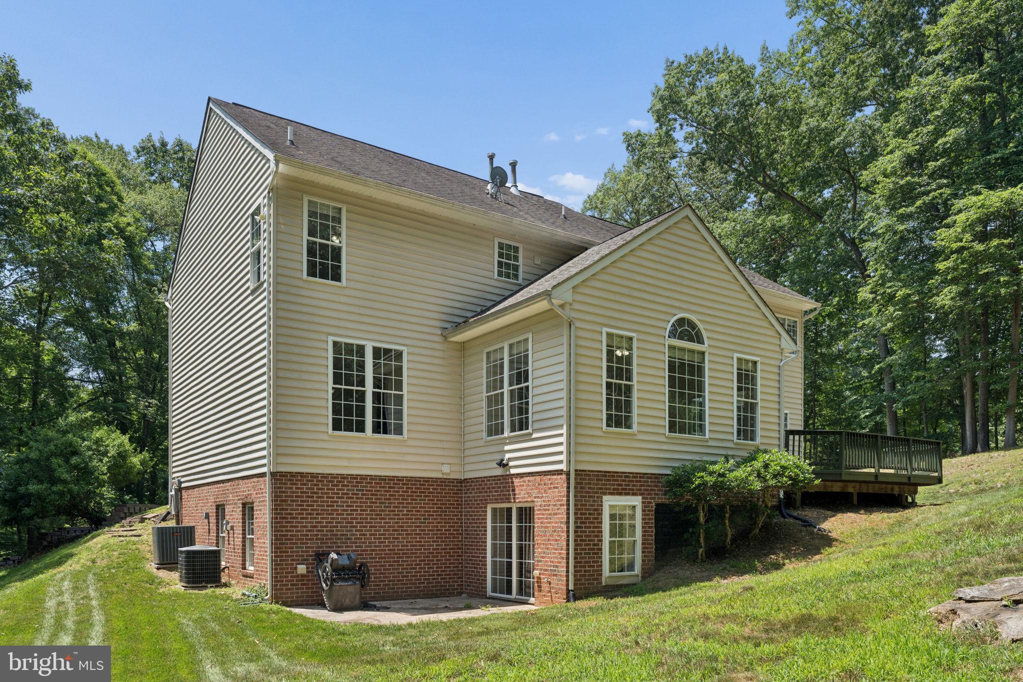 TIMOTHY'S MANOR - Residential