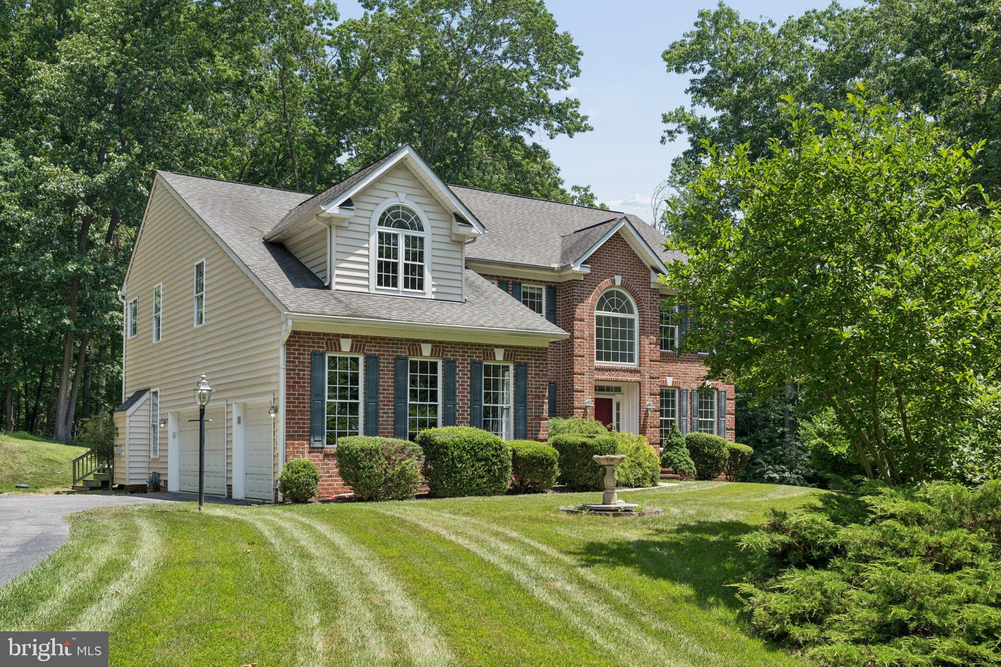TIMOTHY'S MANOR - Residential