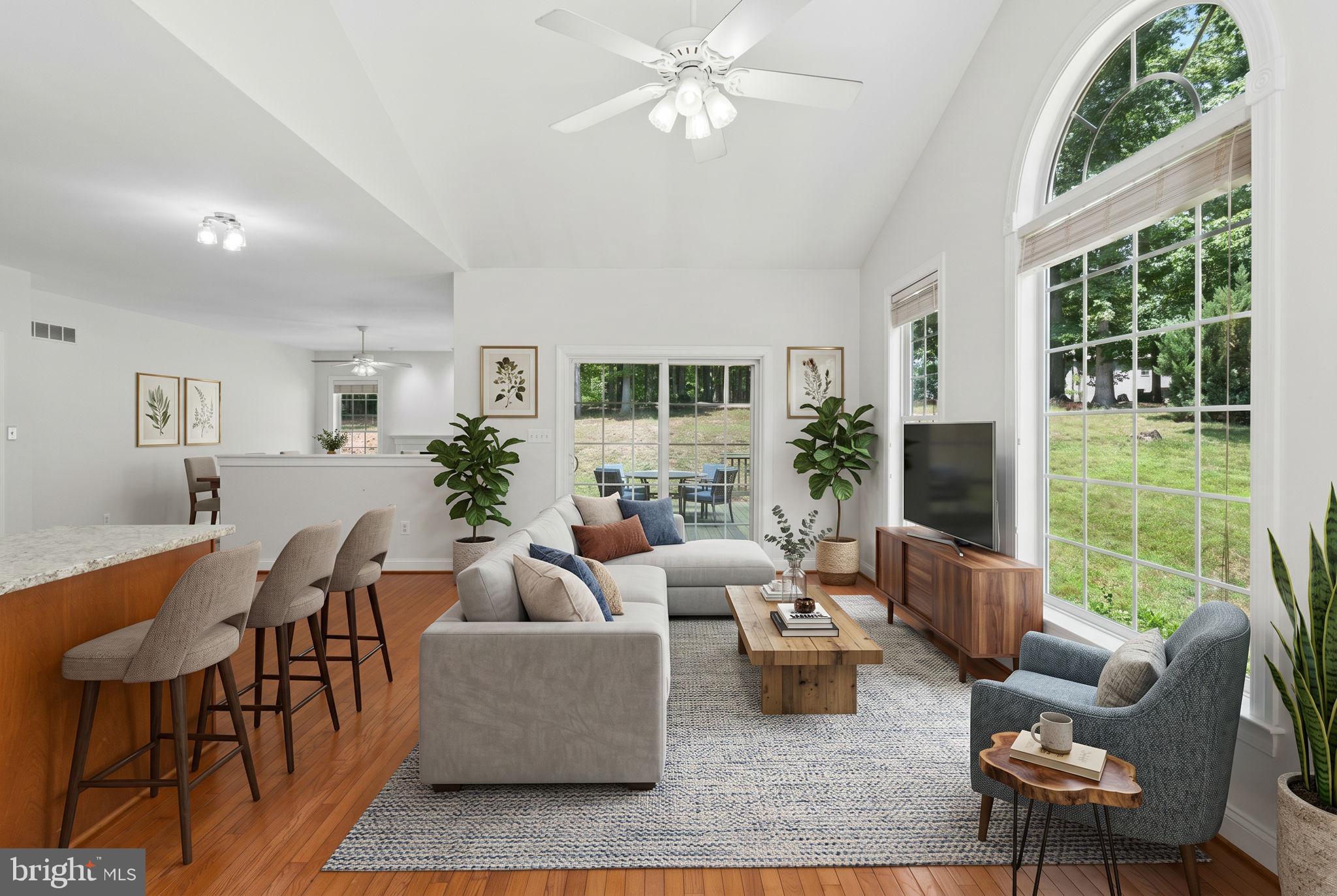 TIMOTHY'S MANOR - Residential
